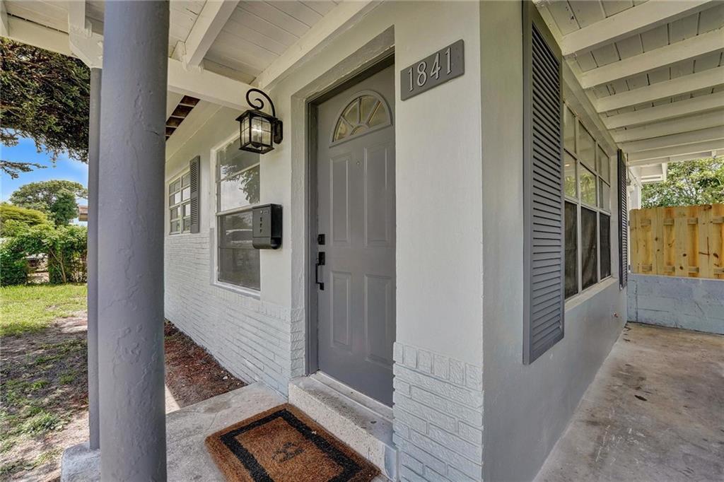 LAKE AIRE ESTATES - Residential