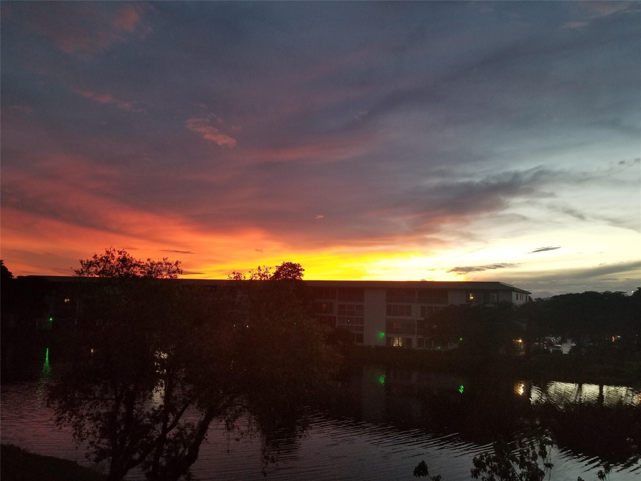 ANDROS VILLAGE E CONDO - Residential