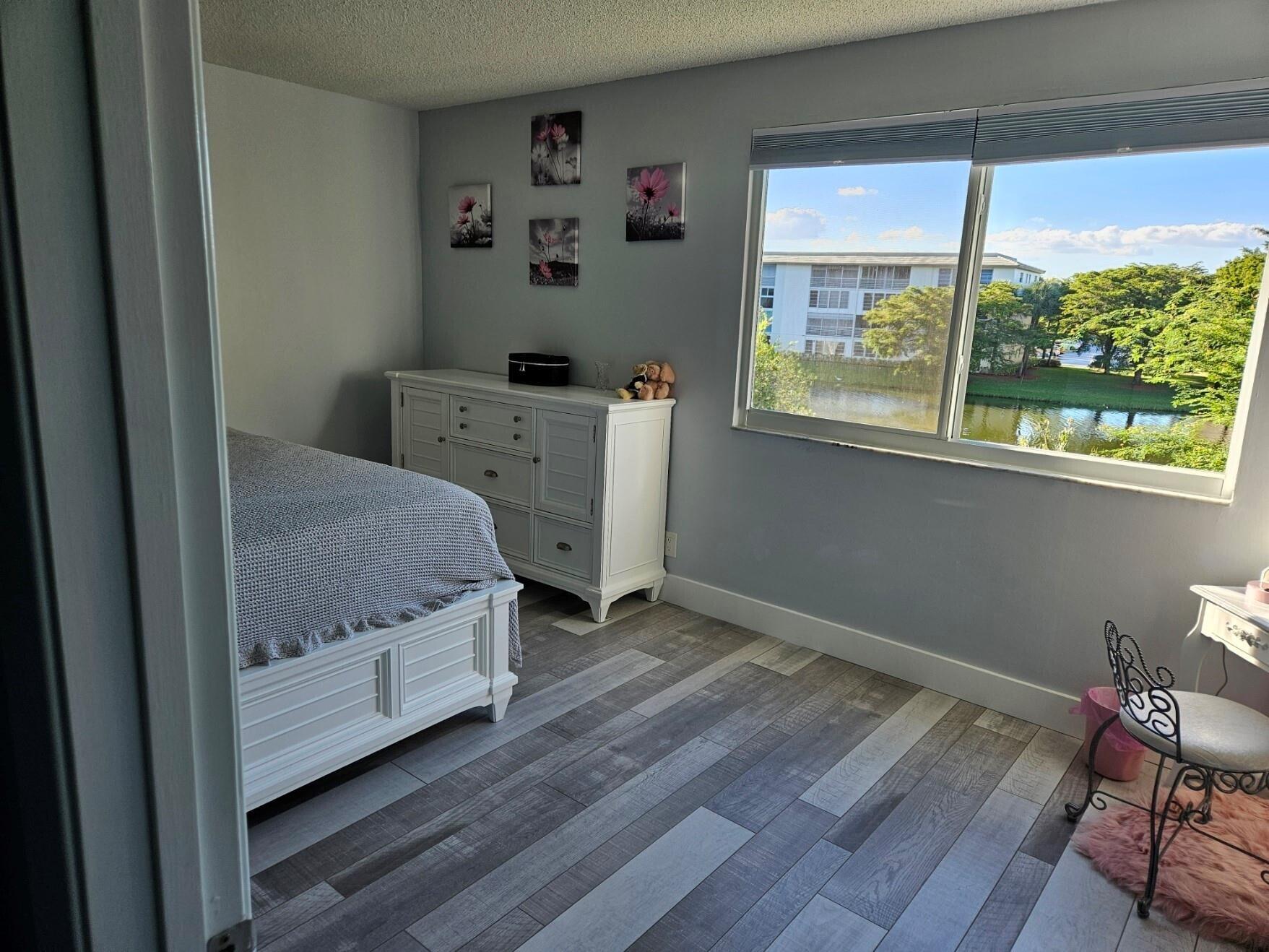 ANDROS VILLAGE E CONDO - Residential