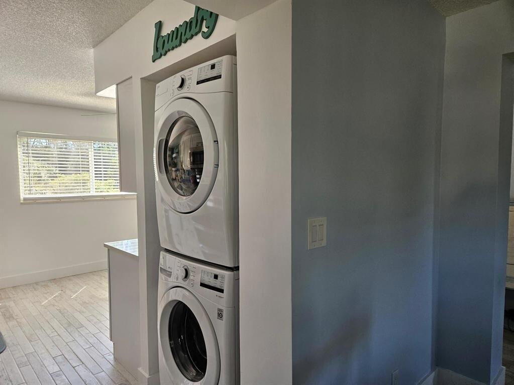 ANDROS VILLAGE E CONDO - Residential