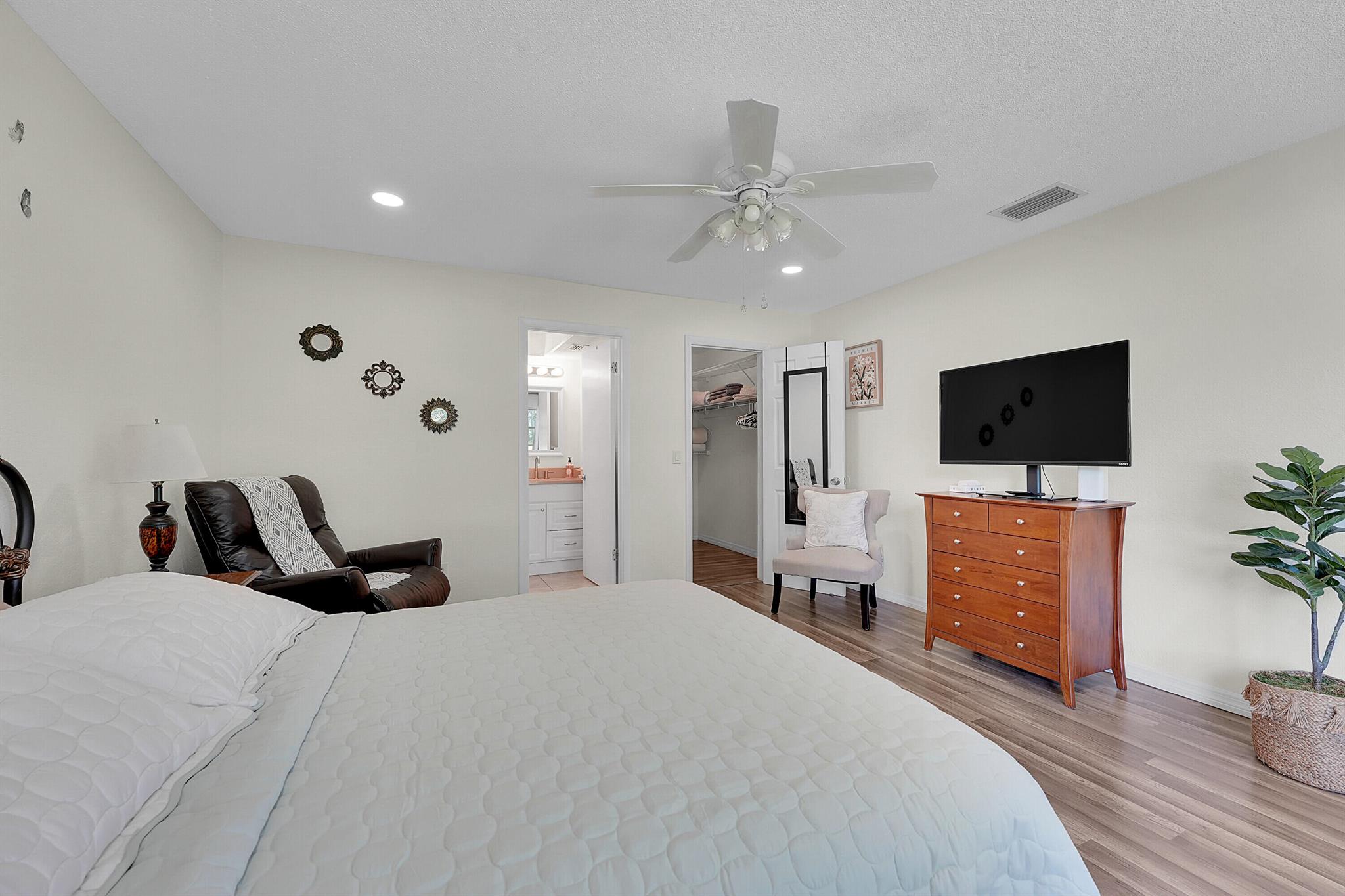 SUNRISE POINT VILLAS UNRE - Residential