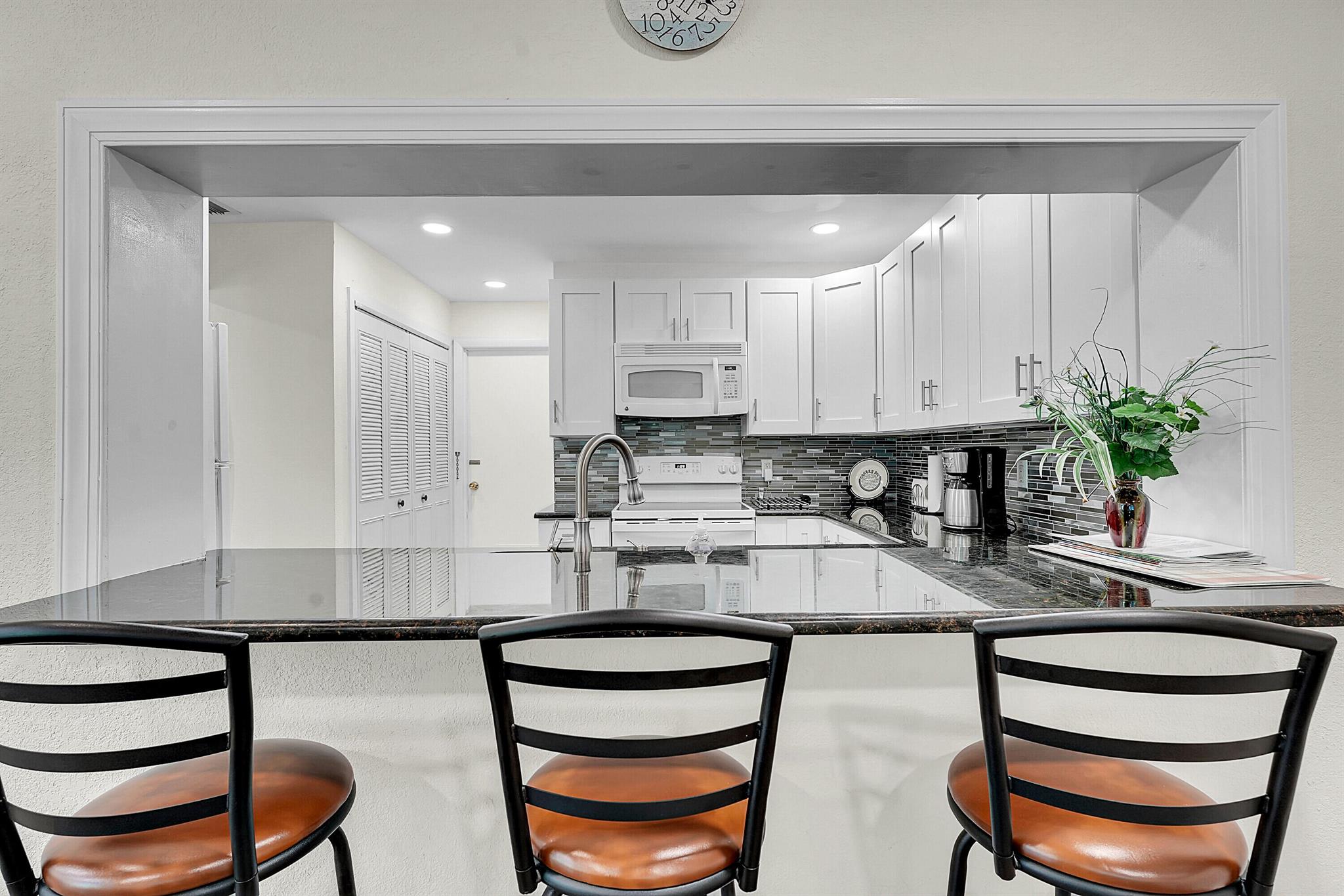 SUNRISE POINT VILLAS UNRE - Residential