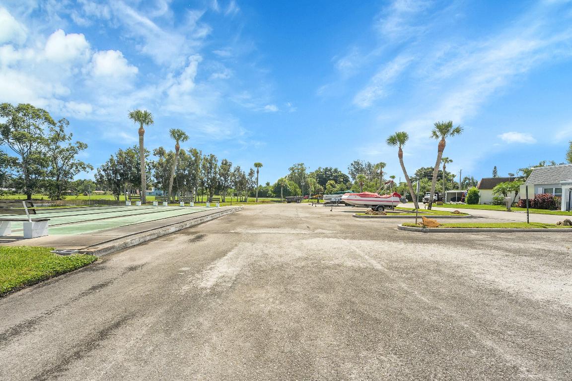 SUNRISE POINT VILLAS UNREC - Residential