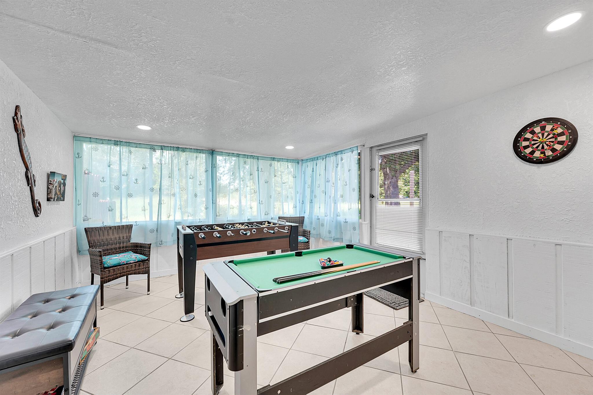 SUNRISE POINT VILLAS UNRE - Residential