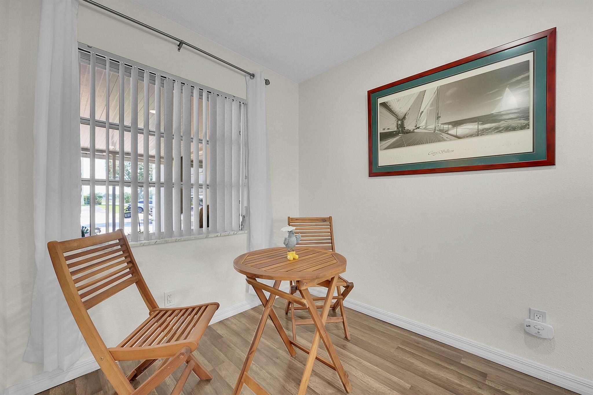 SUNRISE POINT VILLAS UNRE - Residential