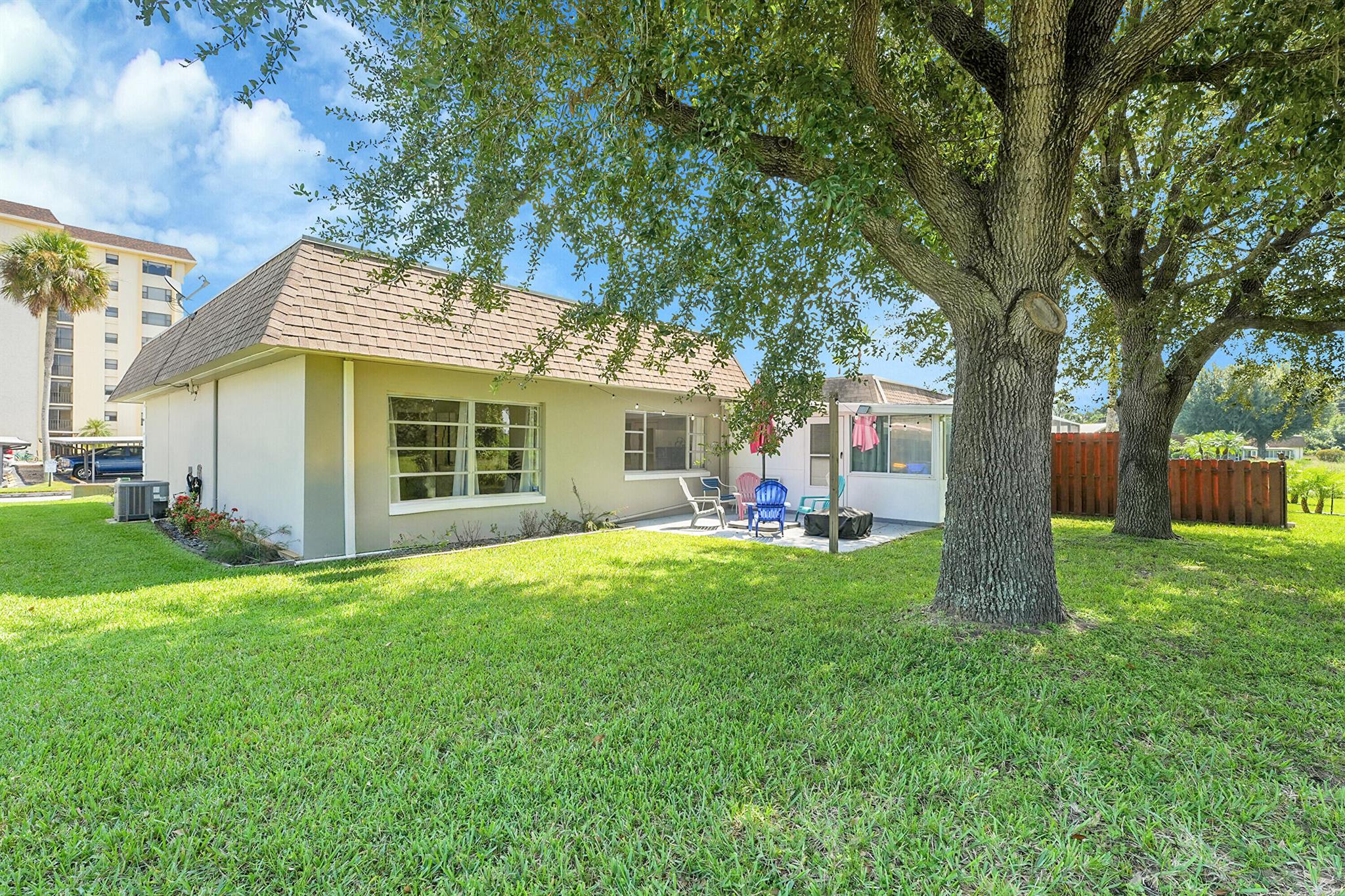 SUNRISE POINT VILLAS UNRE - Residential