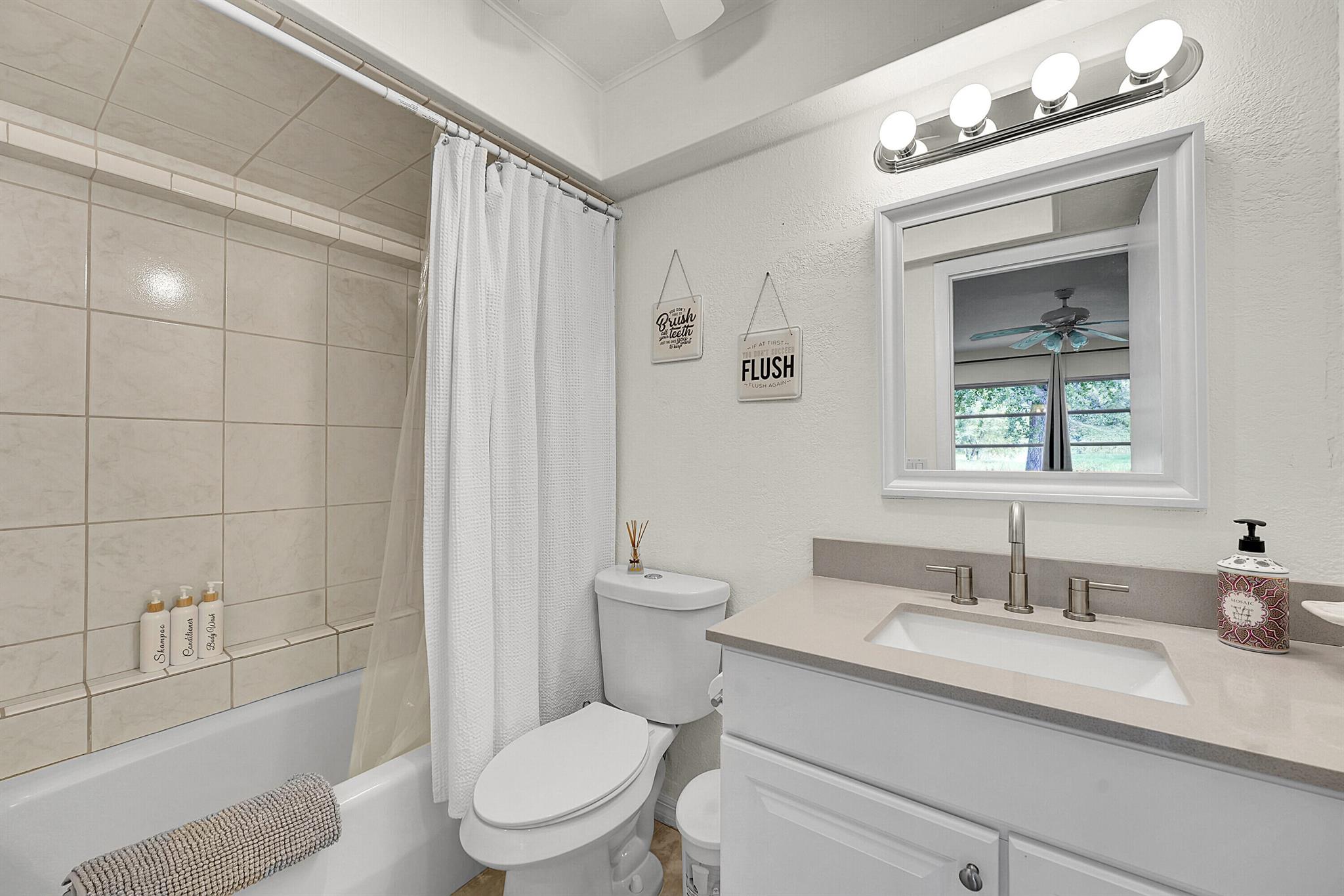 SUNRISE POINT VILLAS UNRE - Residential