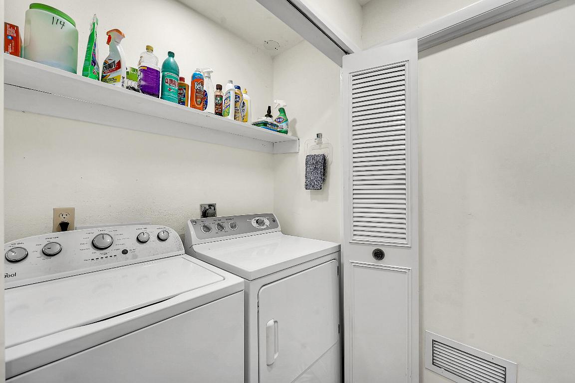 SUNRISE POINT VILLAS UNREC - Residential