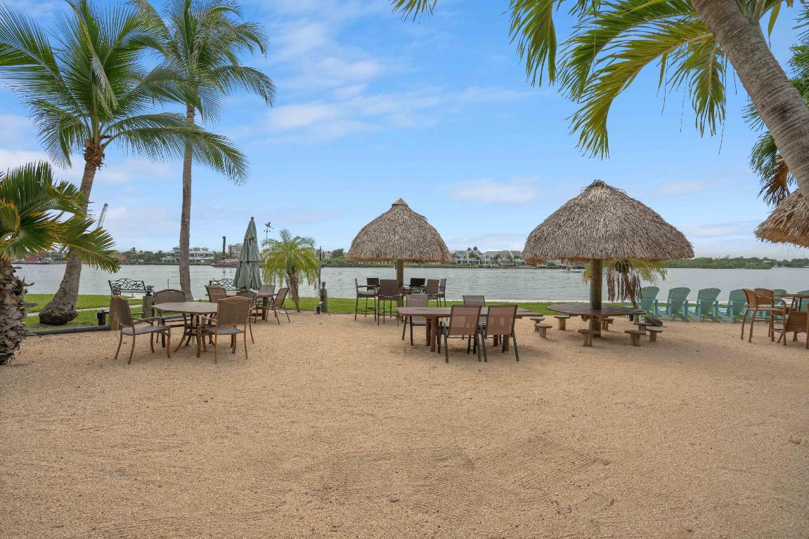 JUPITER COVE CONDO - Residential