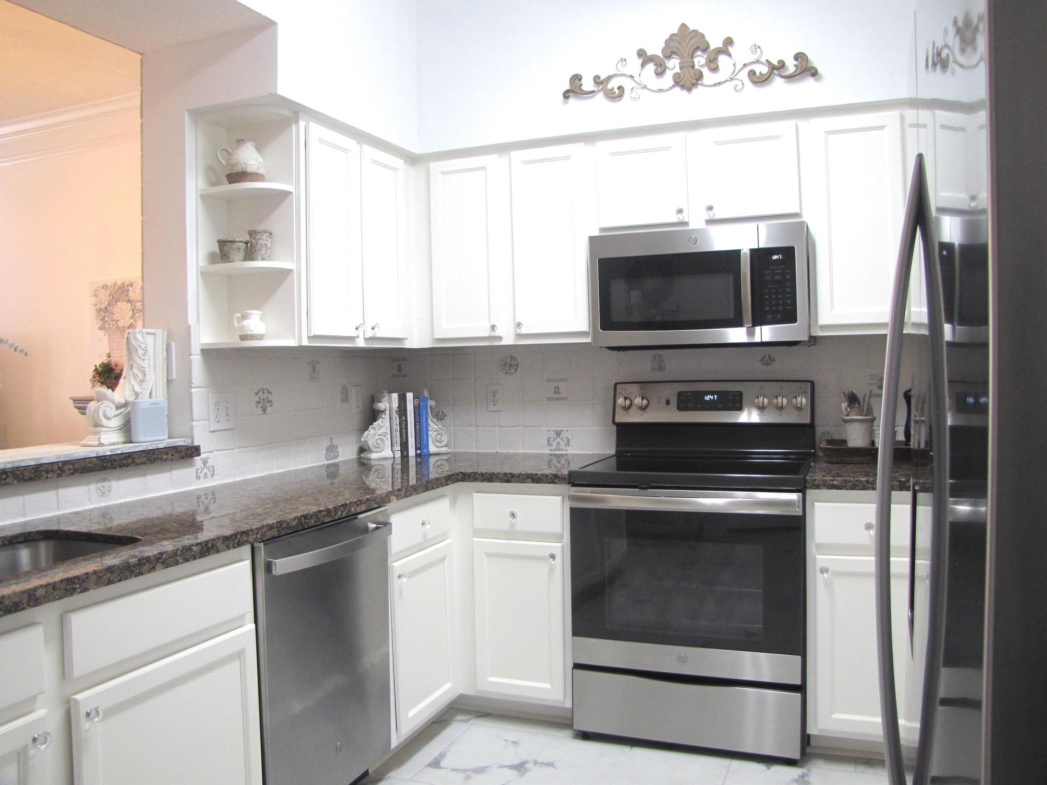 SOMERSET AT ABACOA CONDO - Residential