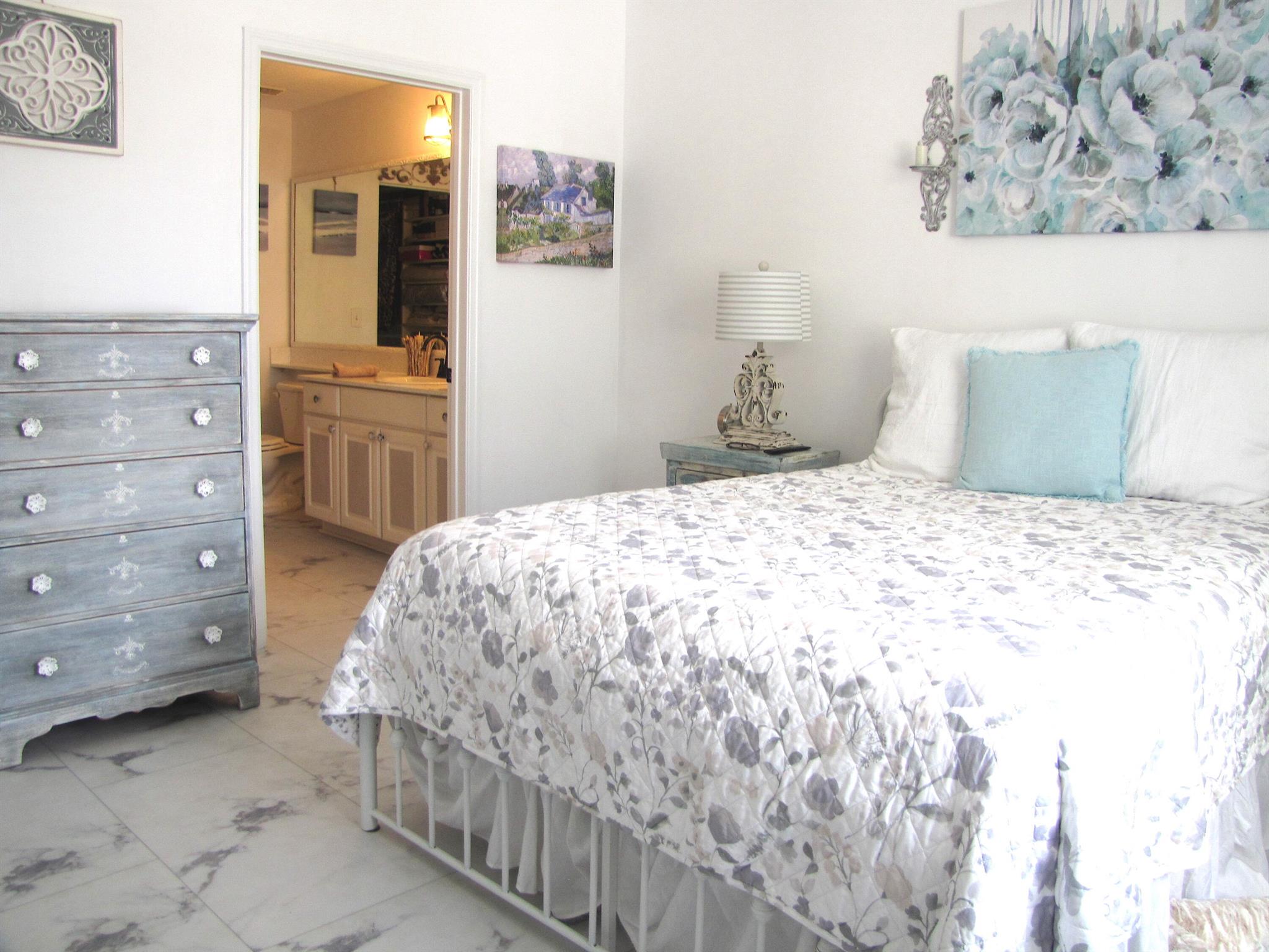 SOMERSET AT ABACOA CONDO - Residential