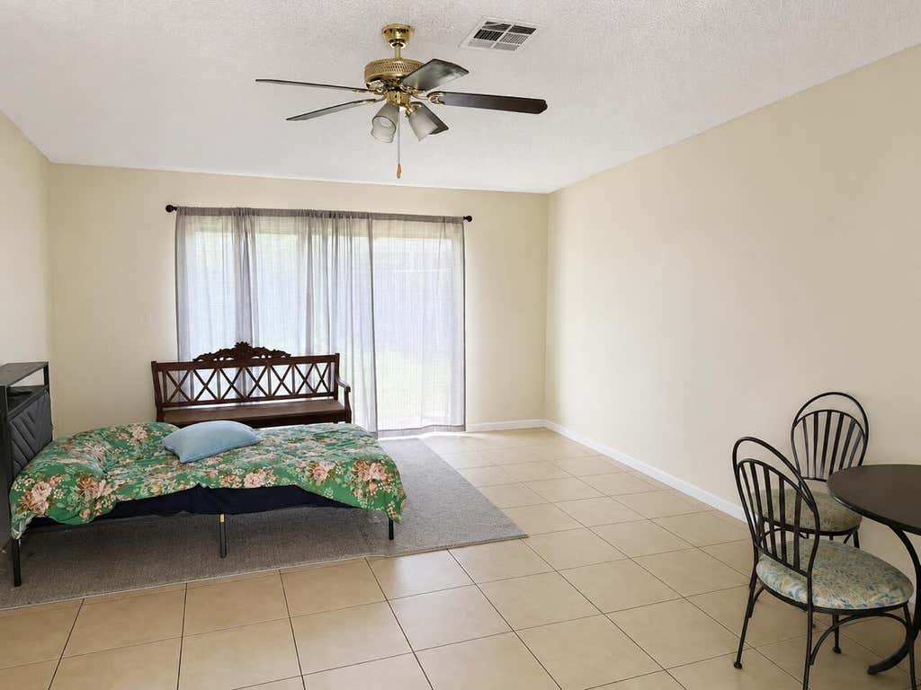 Photo of 7824 PEMBROKE Road, Miramar, FL 33023 (MLS # B26053044)