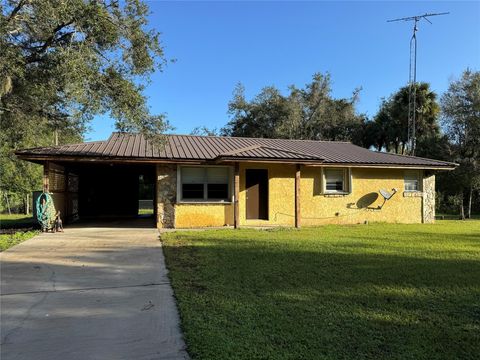 A home in Okeechobee