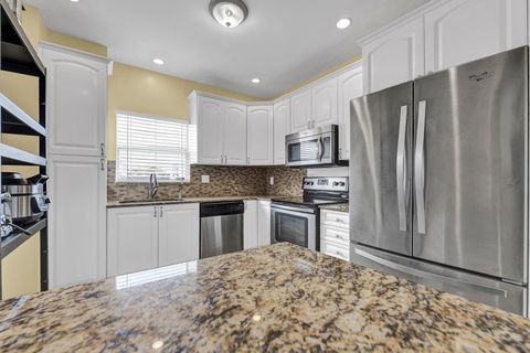 Tiny photo for 953 SE 10th #6d, Deerfield Beach, FL 33441 (MLS # B26027657)