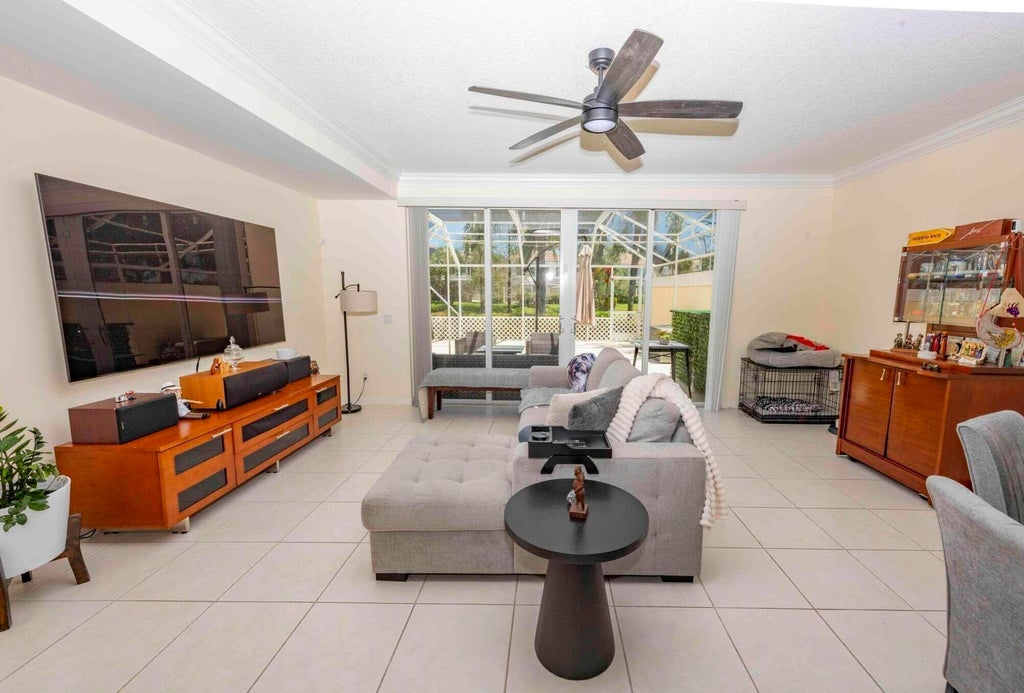 Photo of 154 SANTA BARBARA Way, Palm Beach Gardens, FL 33410 (MLS # B26065176)