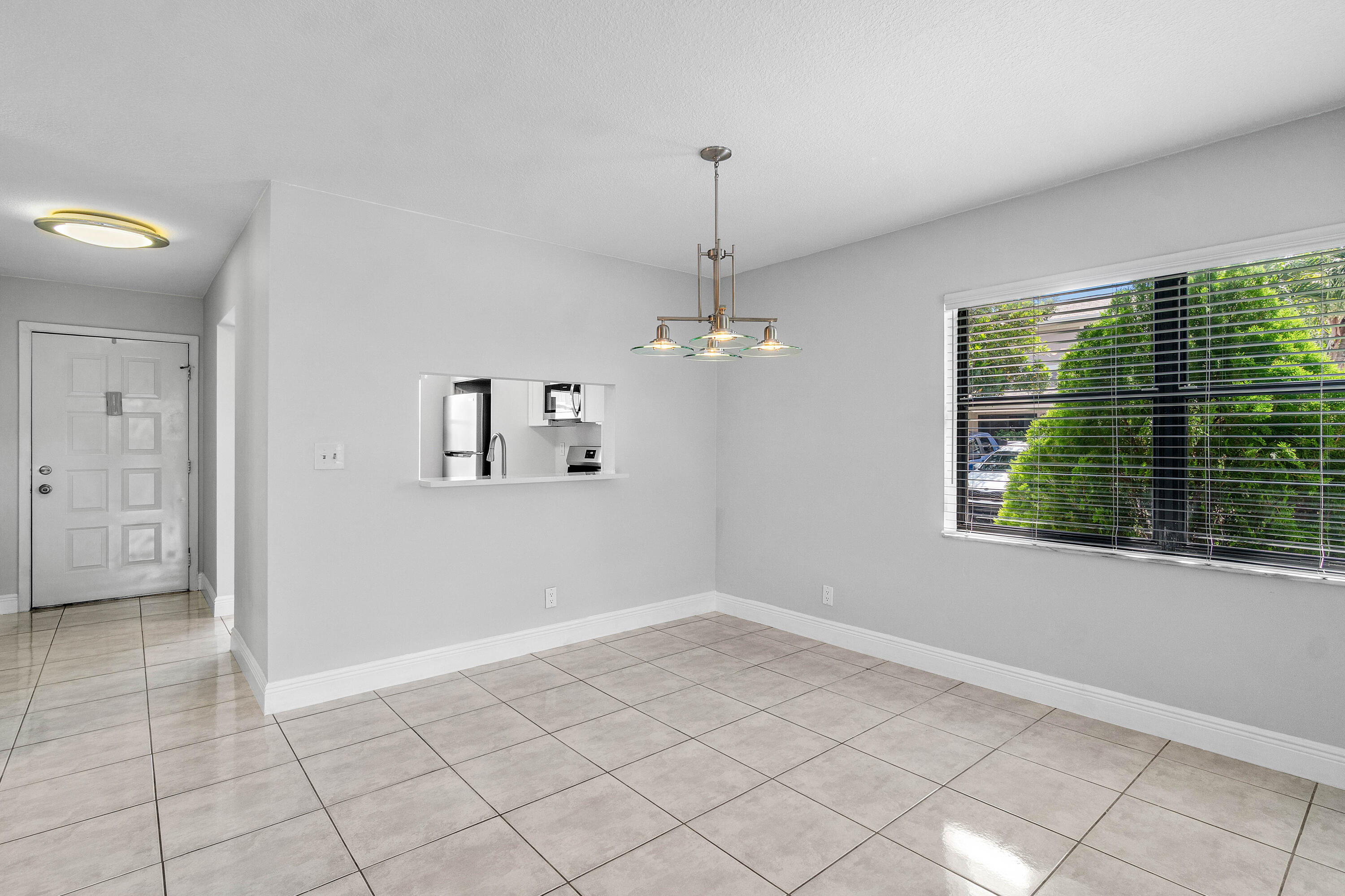 5162 Tennis Lane