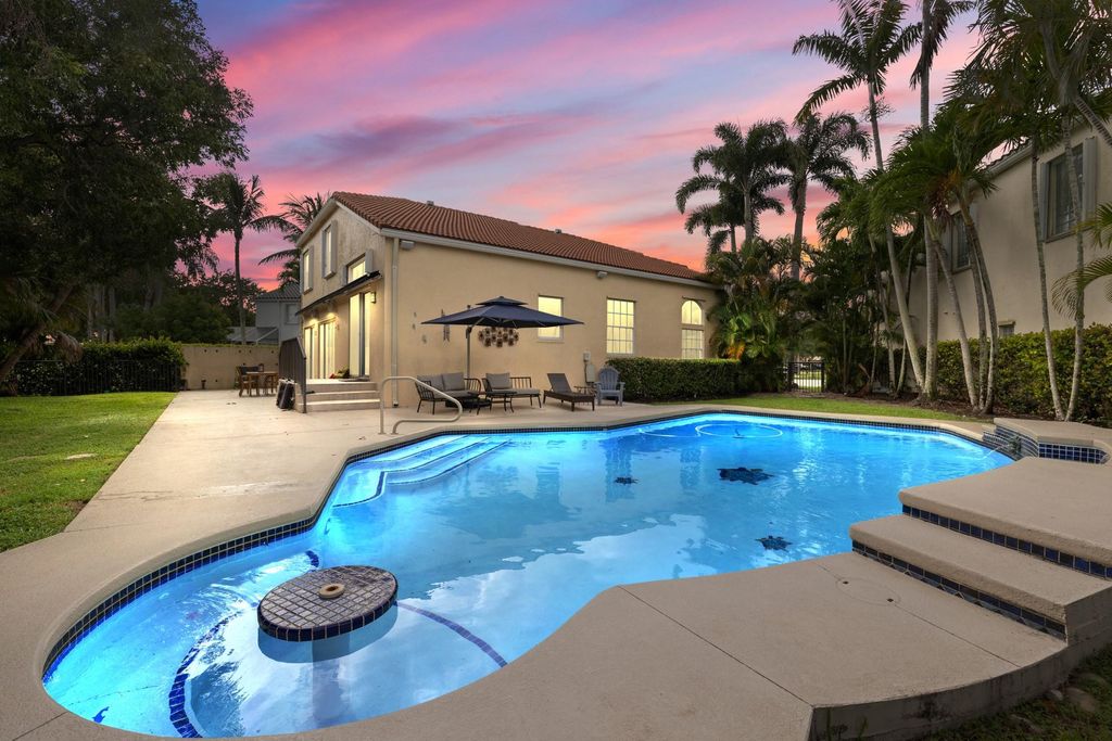 Photo of 6570 Waverly Lane, Lake Worth, FL 33467 (MLS # F10516717)