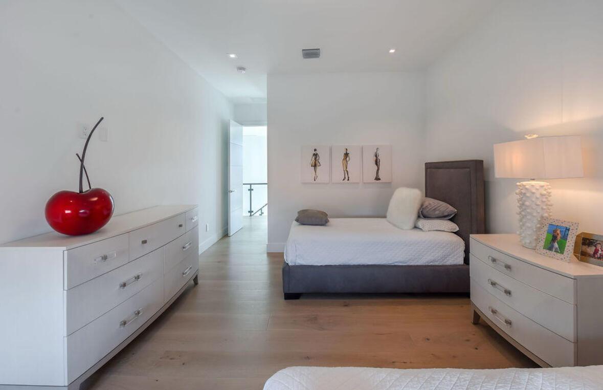 RIO DEL REY SHORES - Residential Lease