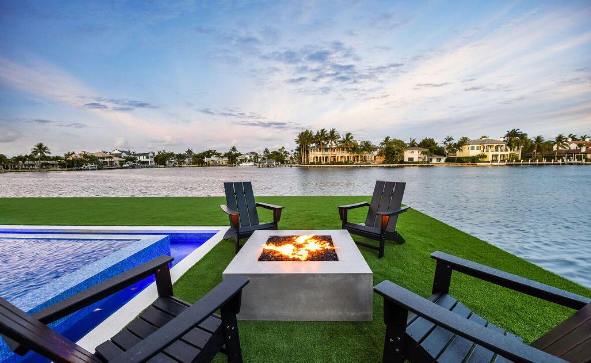 RIO DEL REY SHORES - Residential Lease