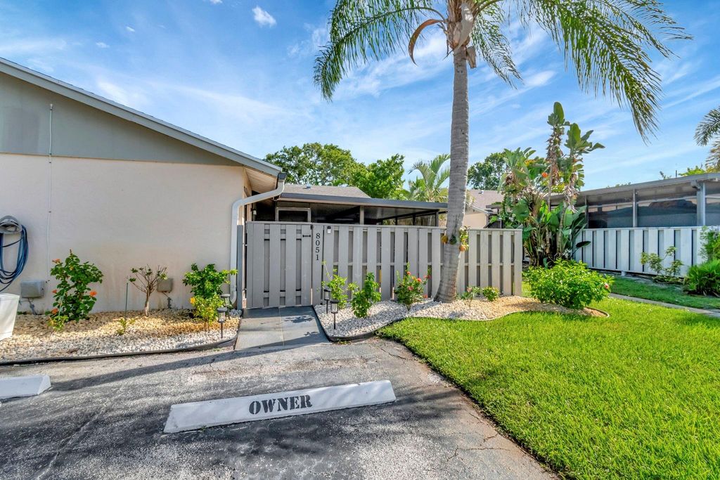 Photo of 8051 Ambach Way #25-B, Hypoluxo, FL 33462 (MLS # F10505284)