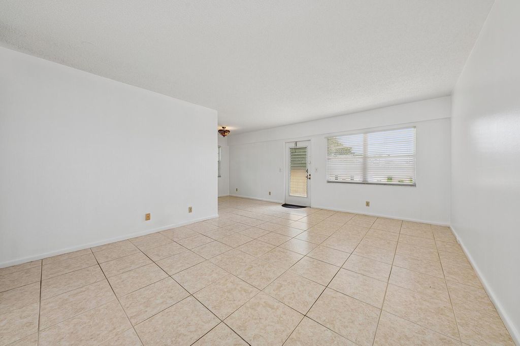Photo of 84 Mansfield #B, Boca Raton, FL 33434 (MLS # R11137990)