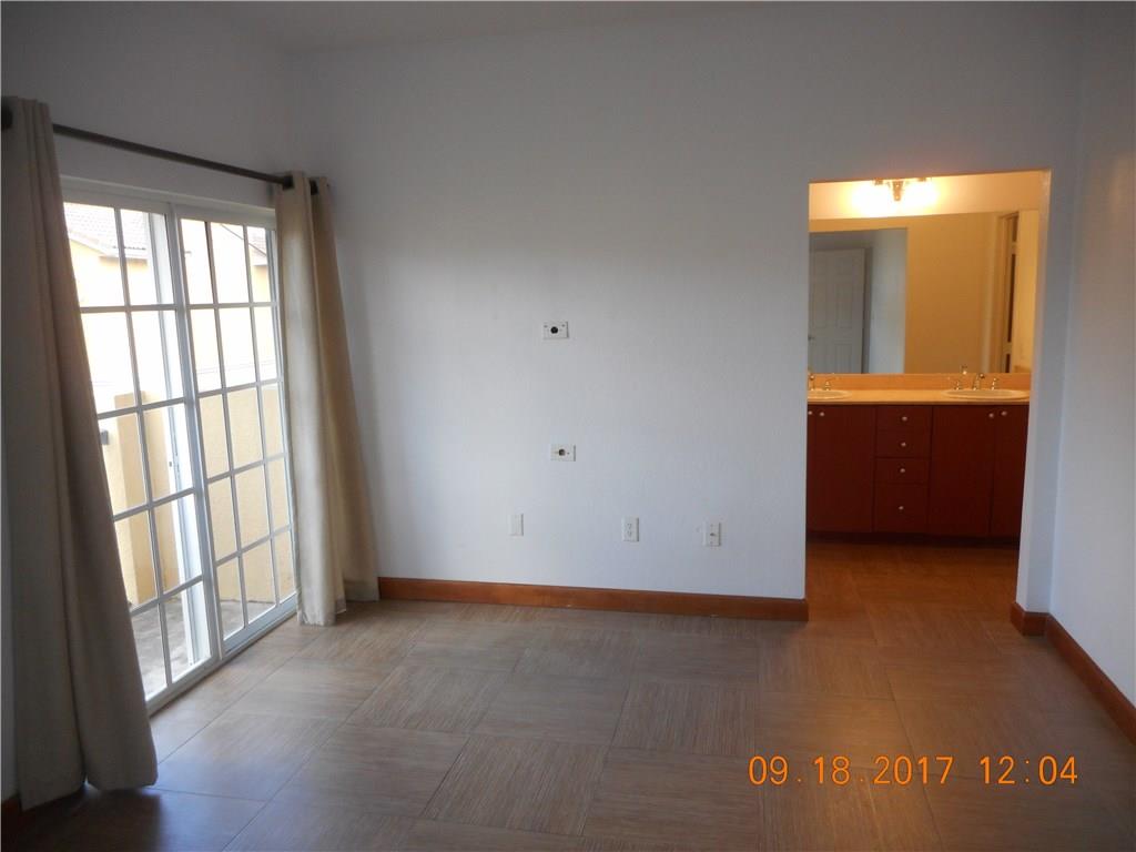 The Grove at River Oaks - Residential
