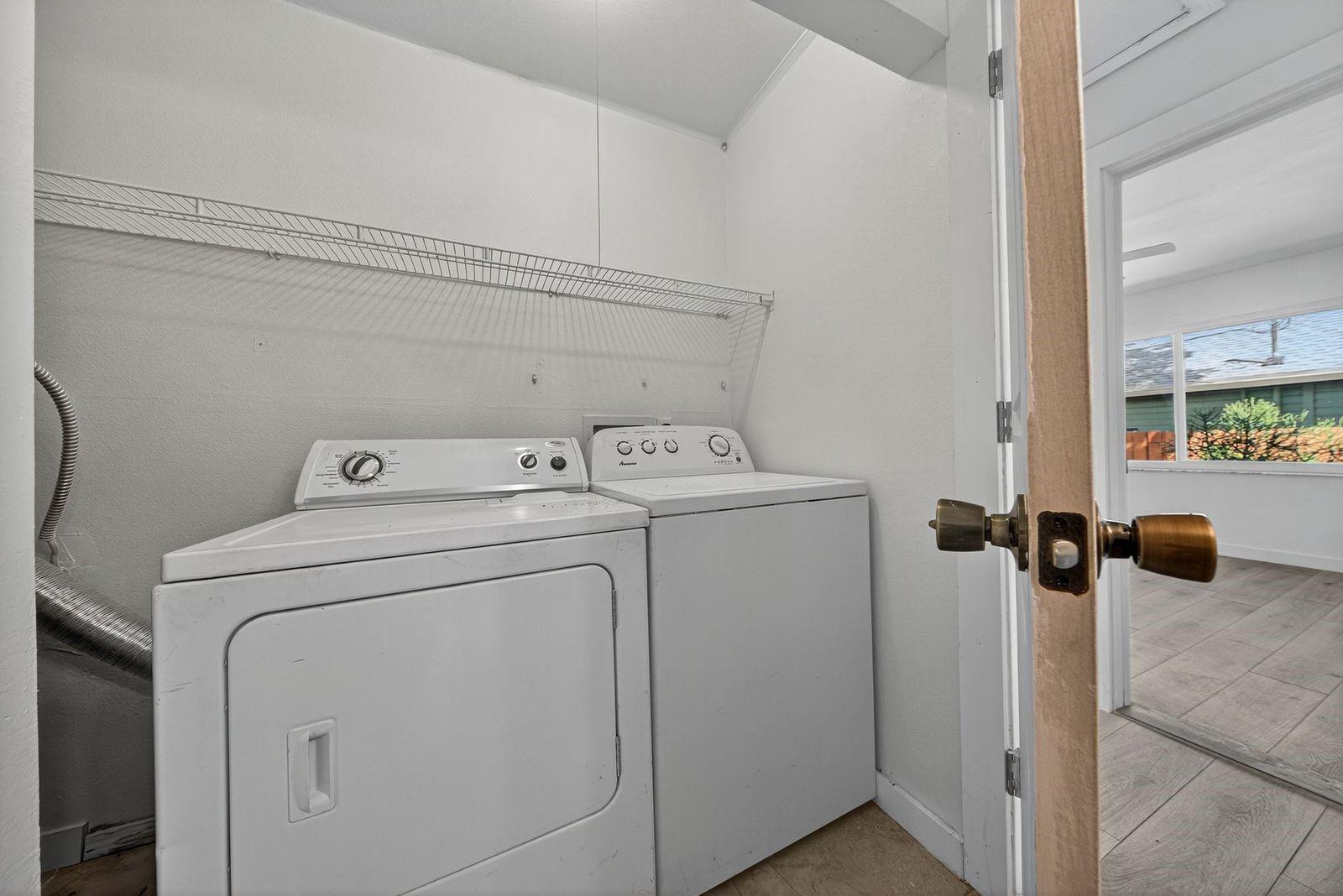 SAXONS SUB IN NE1/4 - Residential