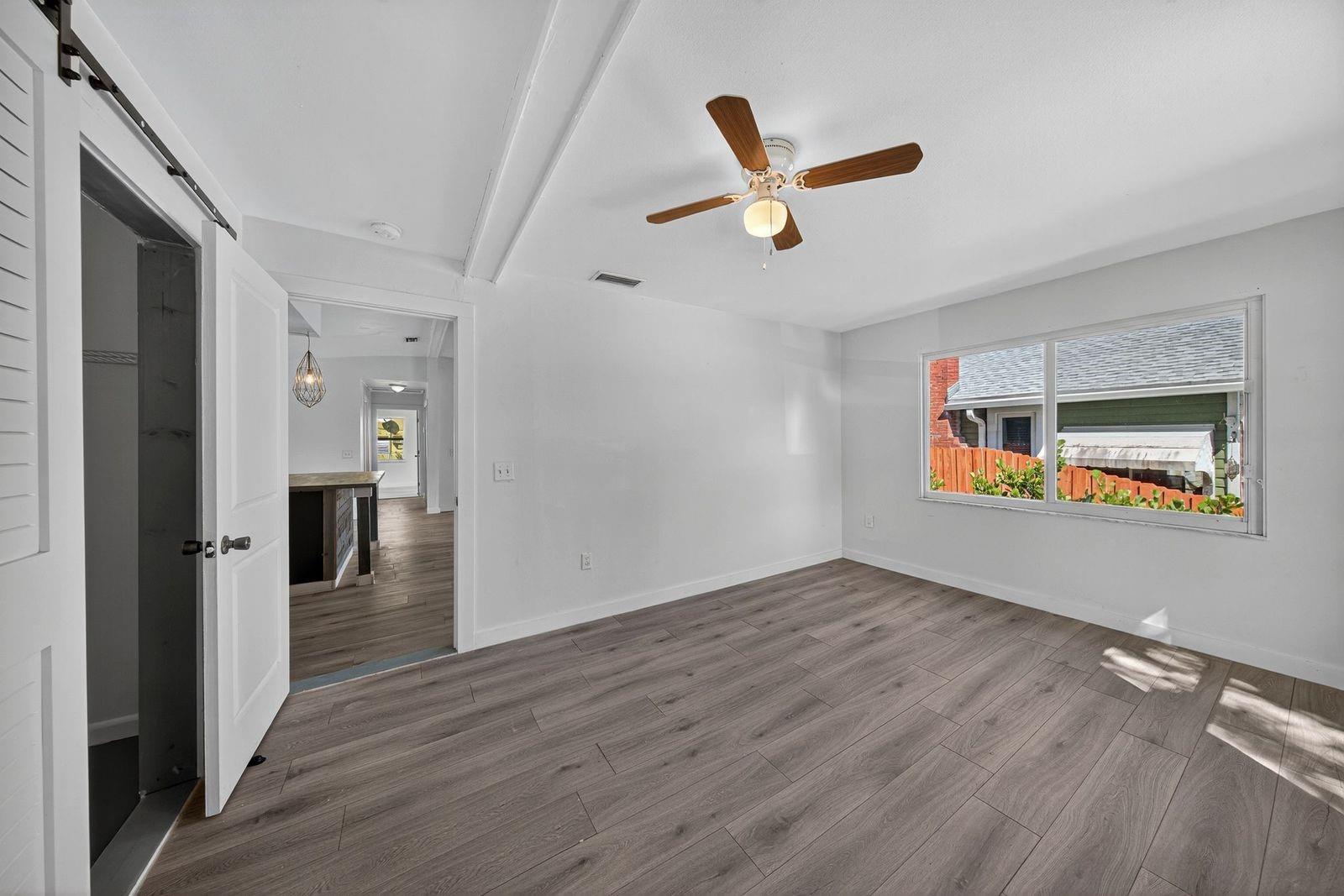 SAXONS SUB IN NE1/4 - Residential