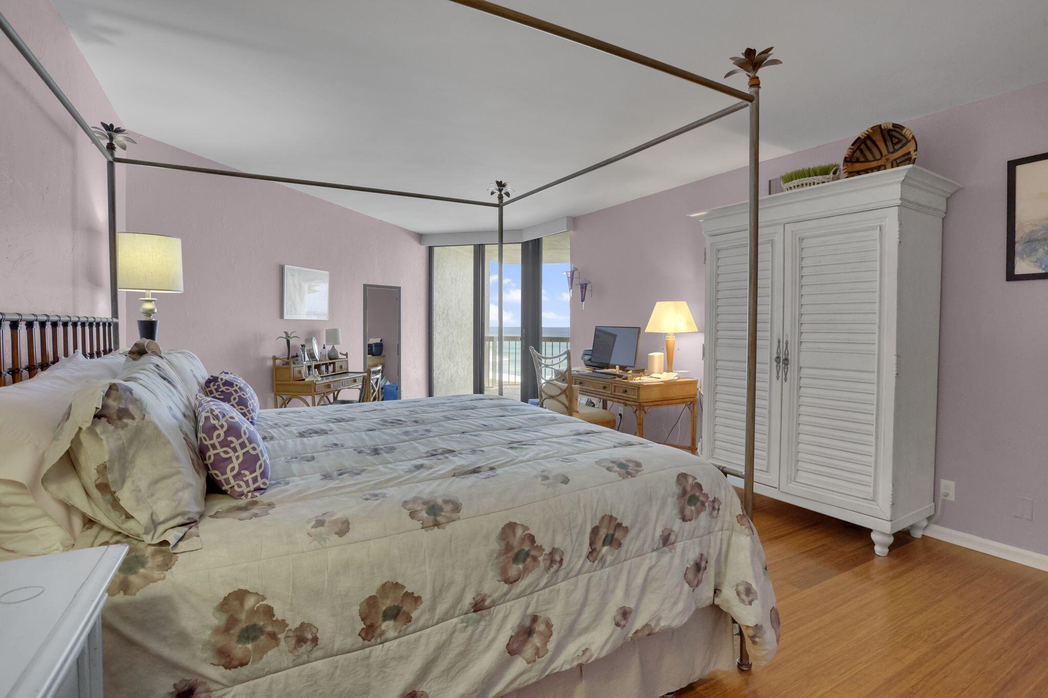 MERIDIAN OF PALM BEACH CO - Residential