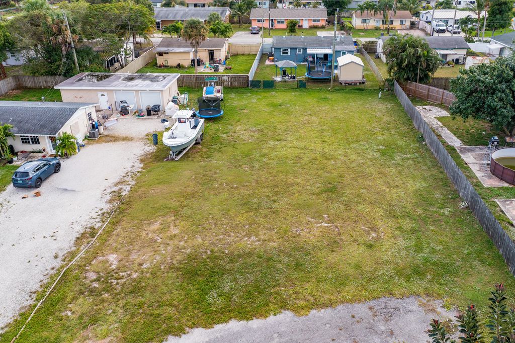 Photo of 0 Uranus Terrace, Palm Beach Gardens, FL 33403 (MLS # R11148926)