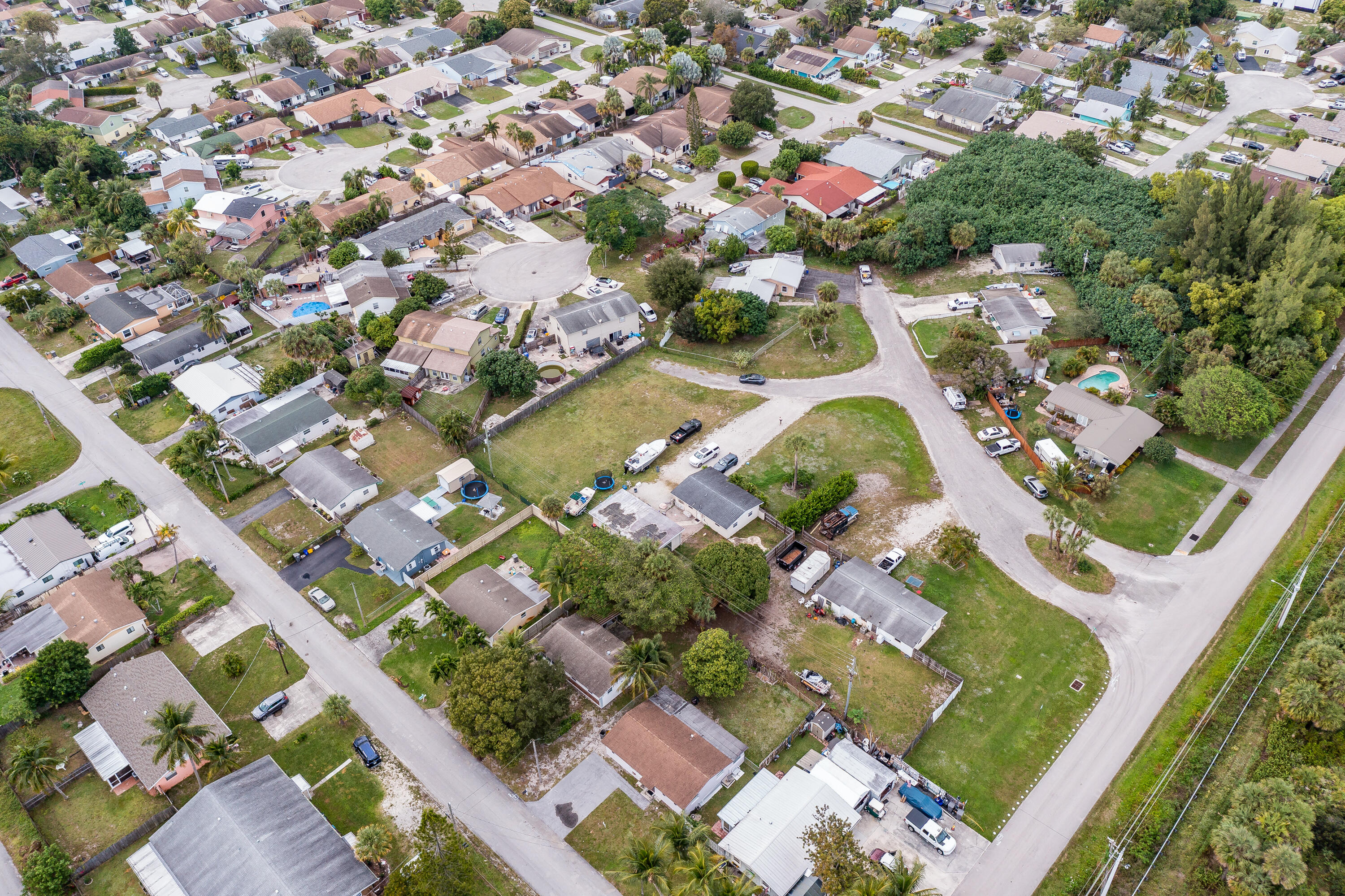 PARKWAY VILLAGE - Land