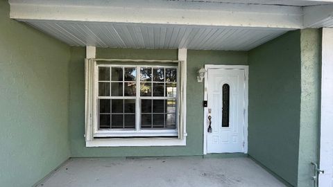 A home in Port St Lucie