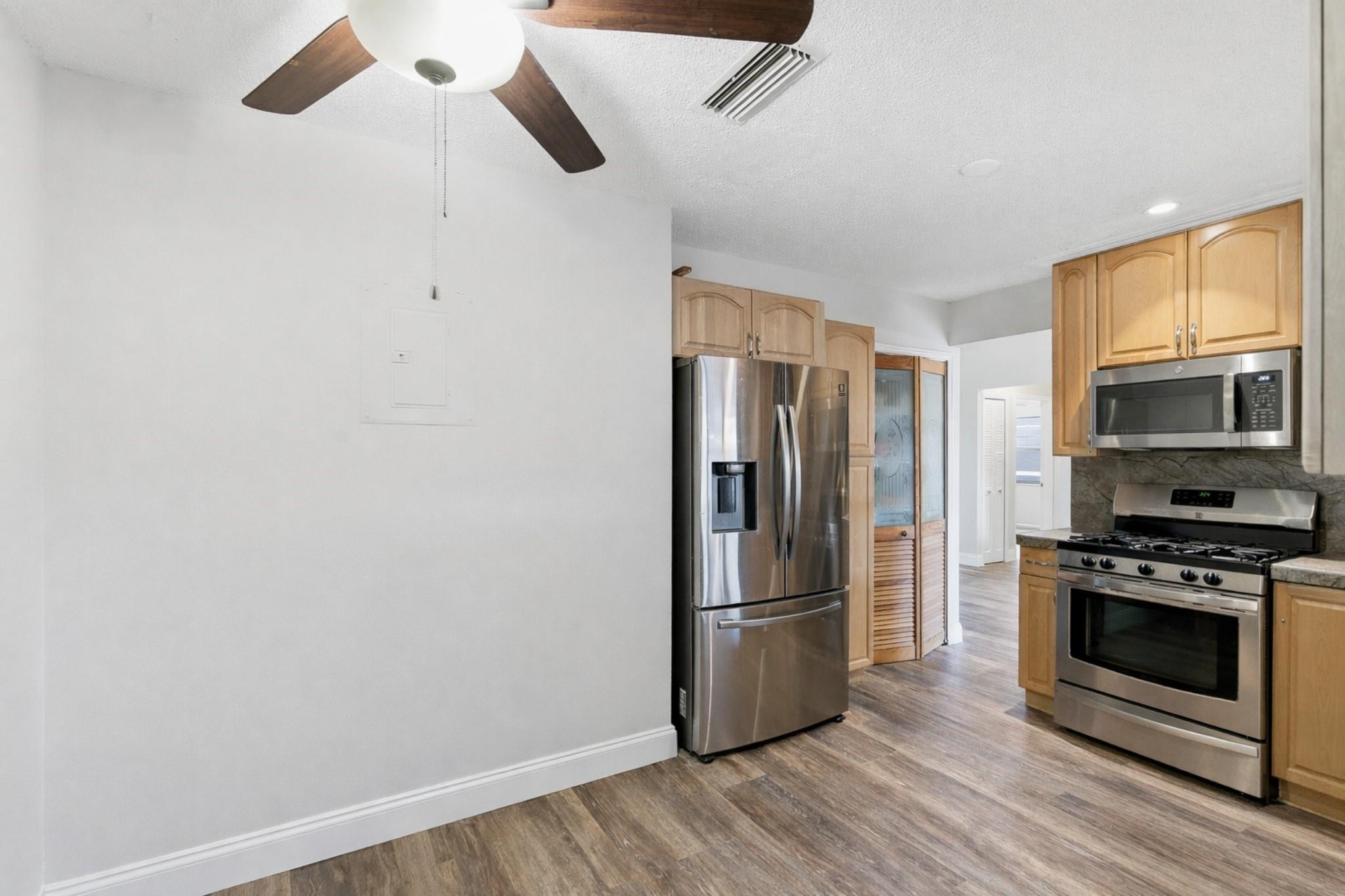 Sunrise Golf Village - Residential