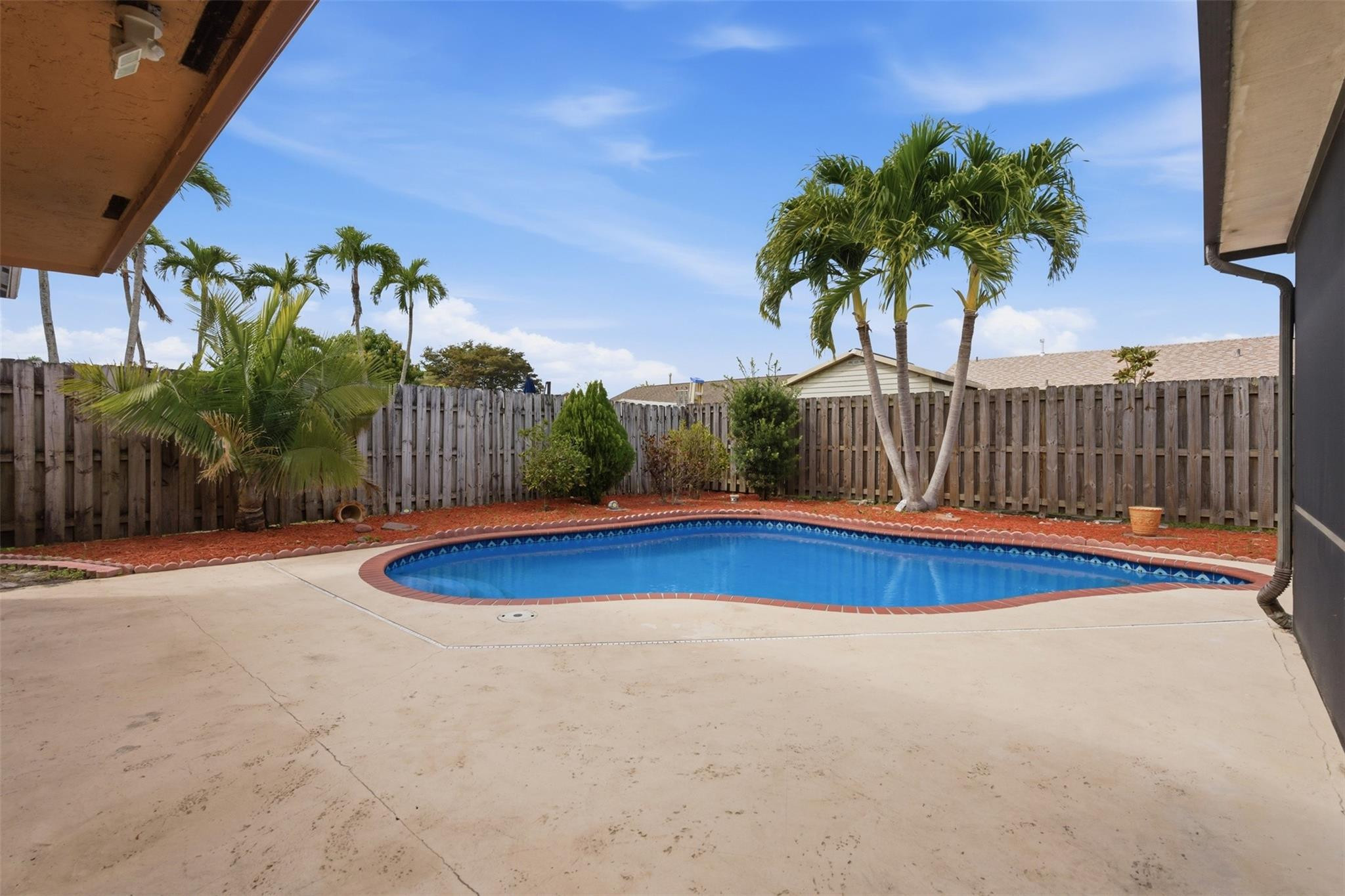 Sunrise Golf Village - Residential