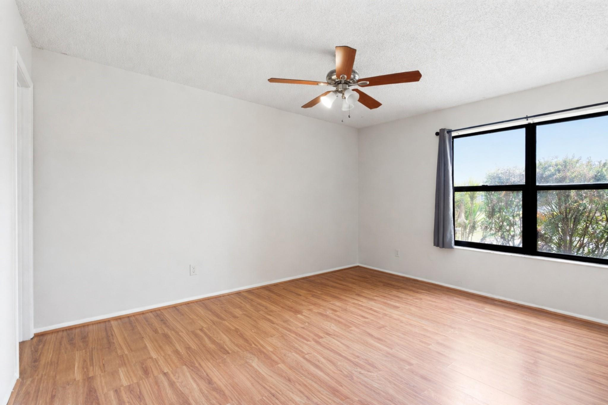 Sunrise Golf Village - Residential