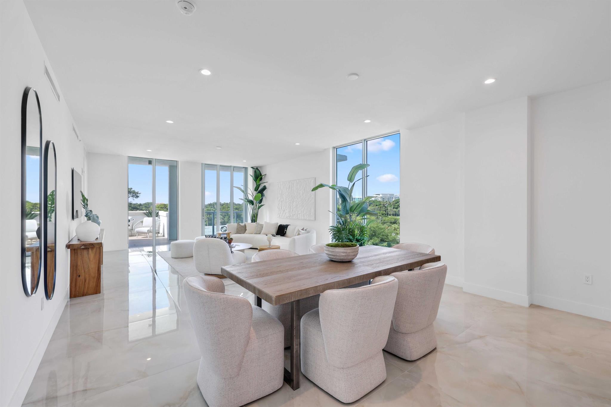 ROYAL PALM RESIDENCES CON - Residential