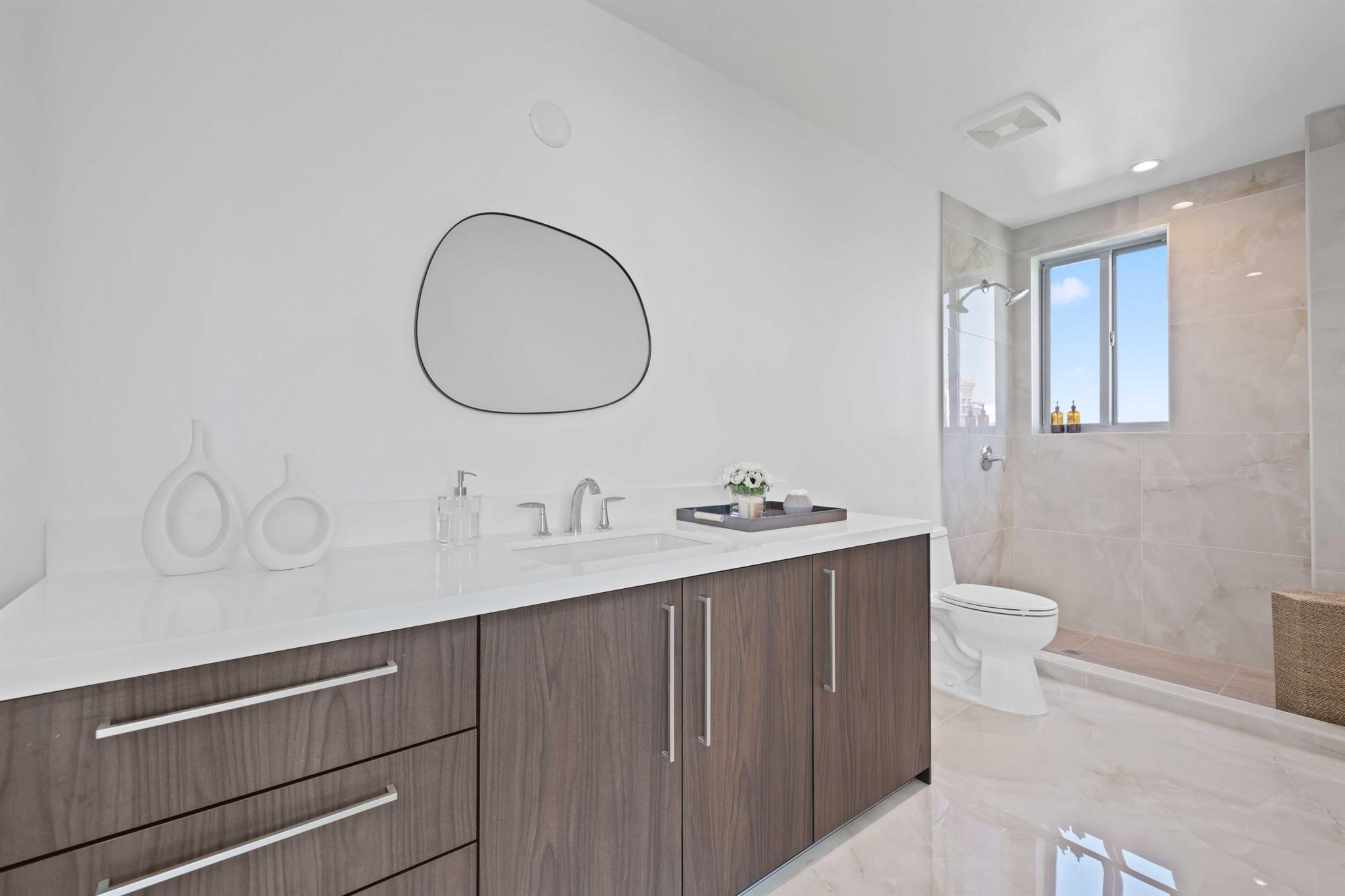 ROYAL PALM RESIDENCES CON - Residential