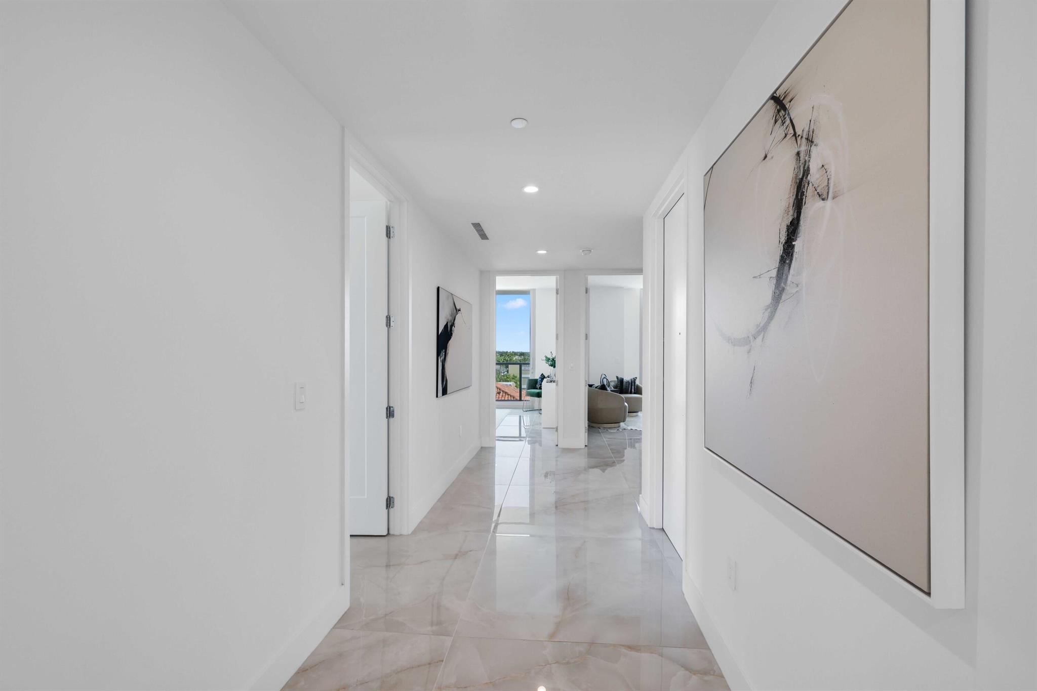 ROYAL PALM RESIDENCES CON - Residential