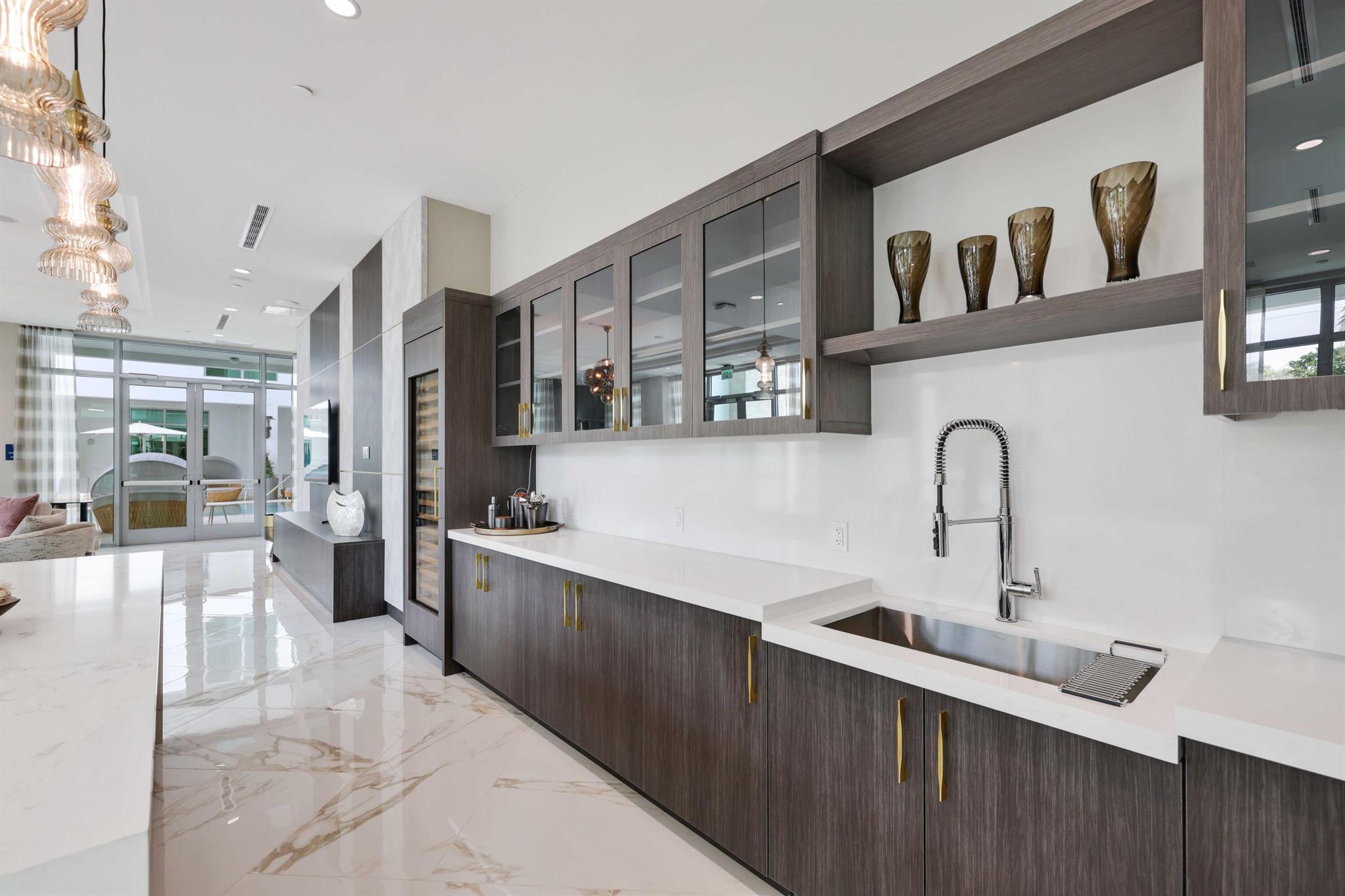 ROYAL PALM RESIDENCES CON - Residential