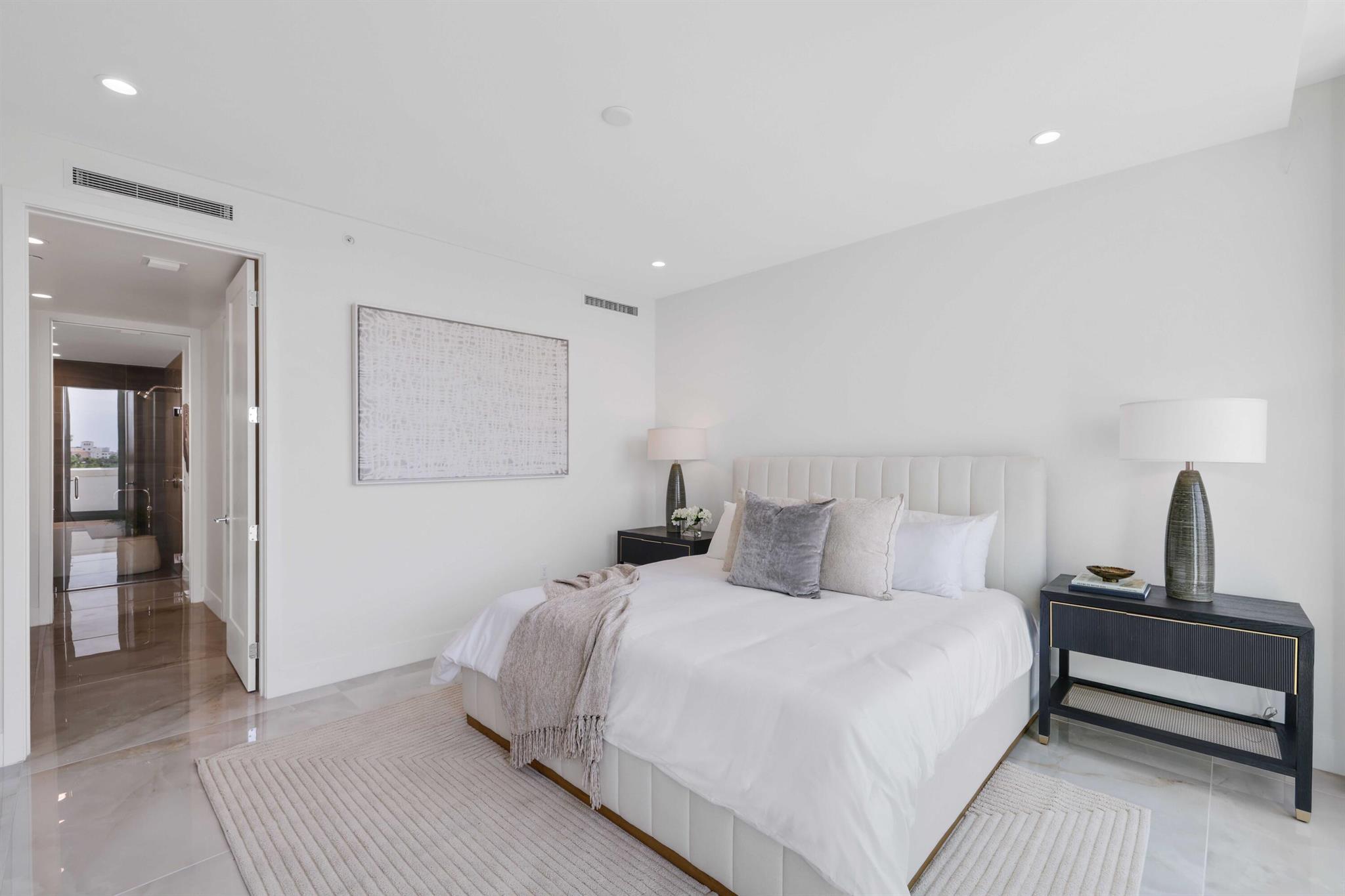 ROYAL PALM RESIDENCES CON - Residential