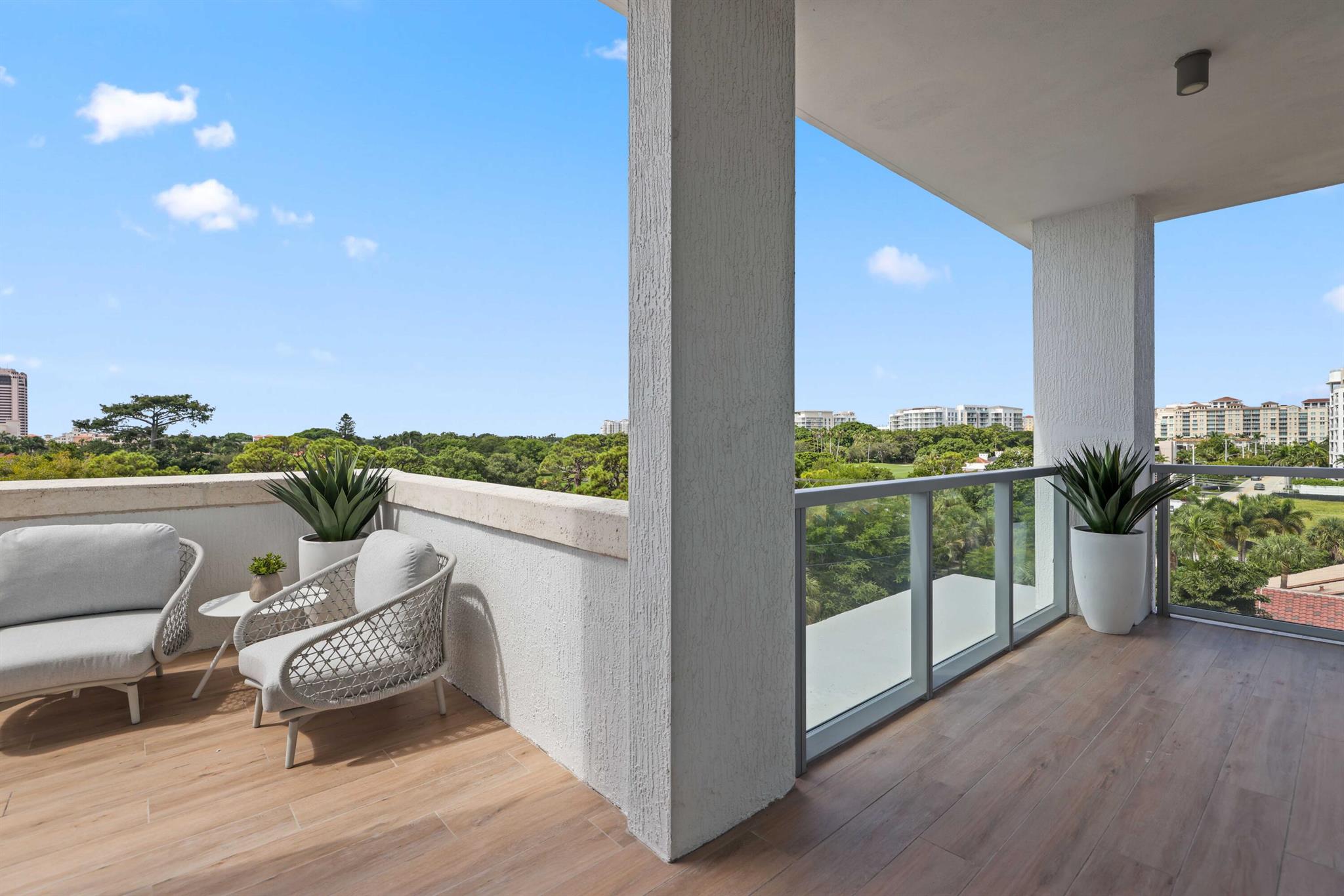 ROYAL PALM RESIDENCES CON - Residential