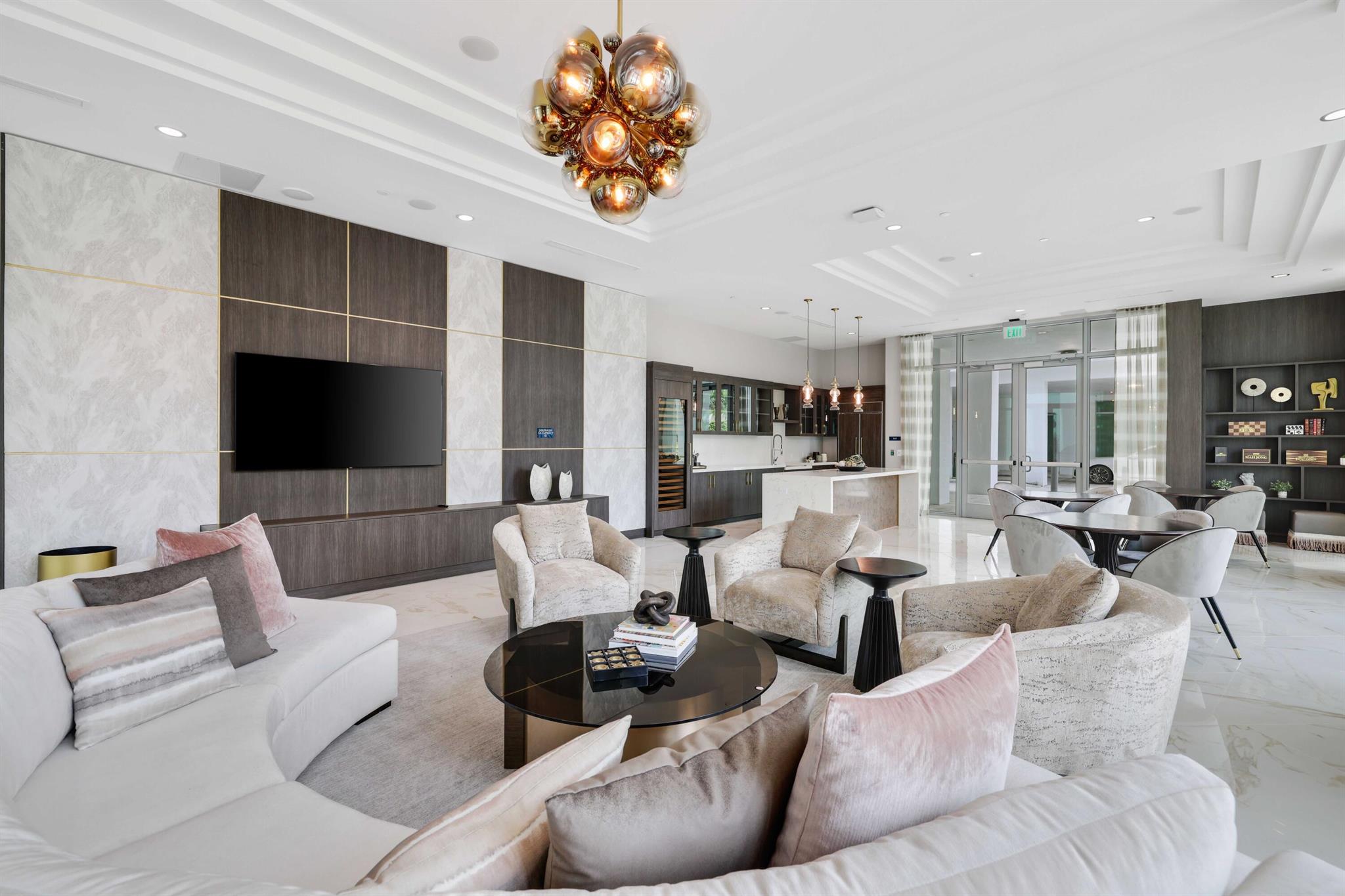 ROYAL PALM RESIDENCES CON - Residential