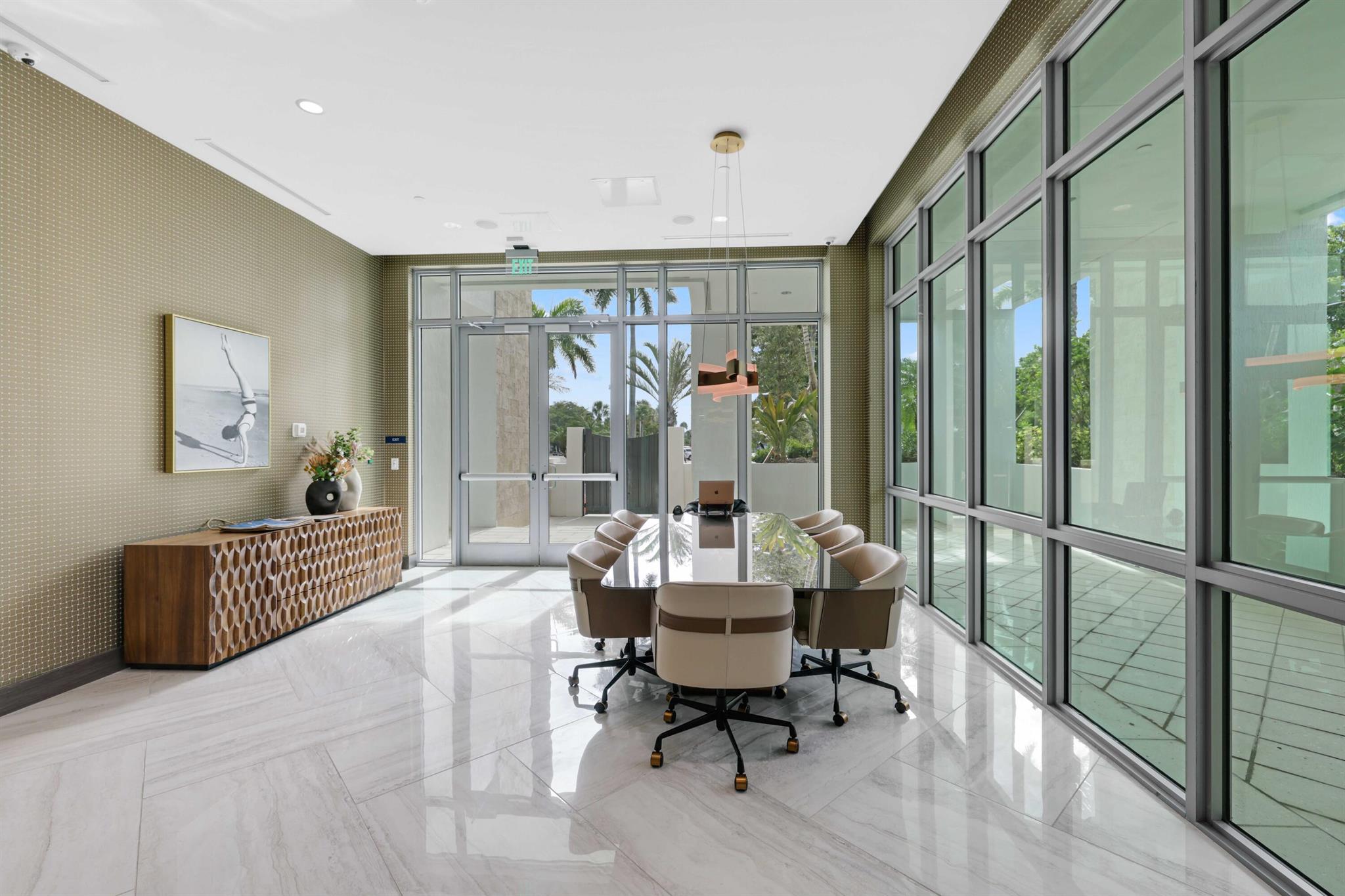 ROYAL PALM RESIDENCES CON - Residential