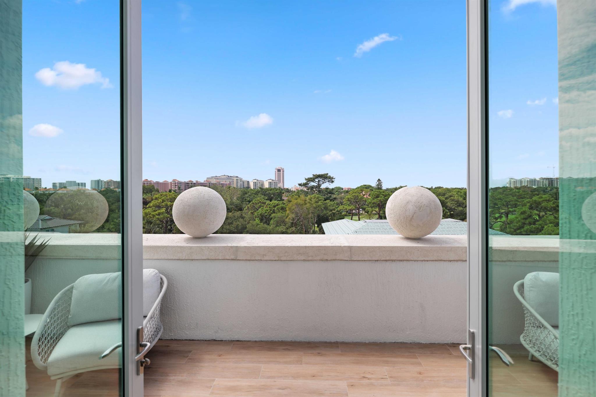 ROYAL PALM RESIDENCES CON - Residential