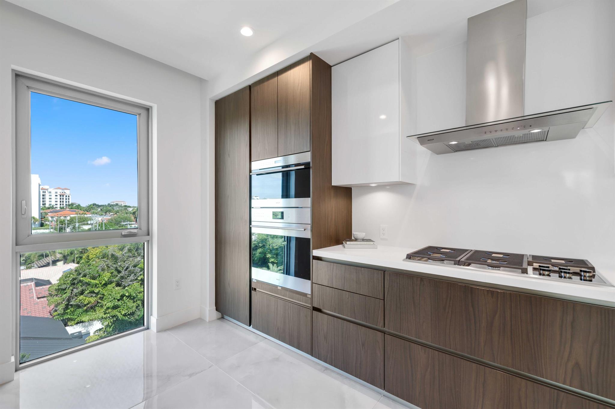 ROYAL PALM RESIDENCES CON - Residential