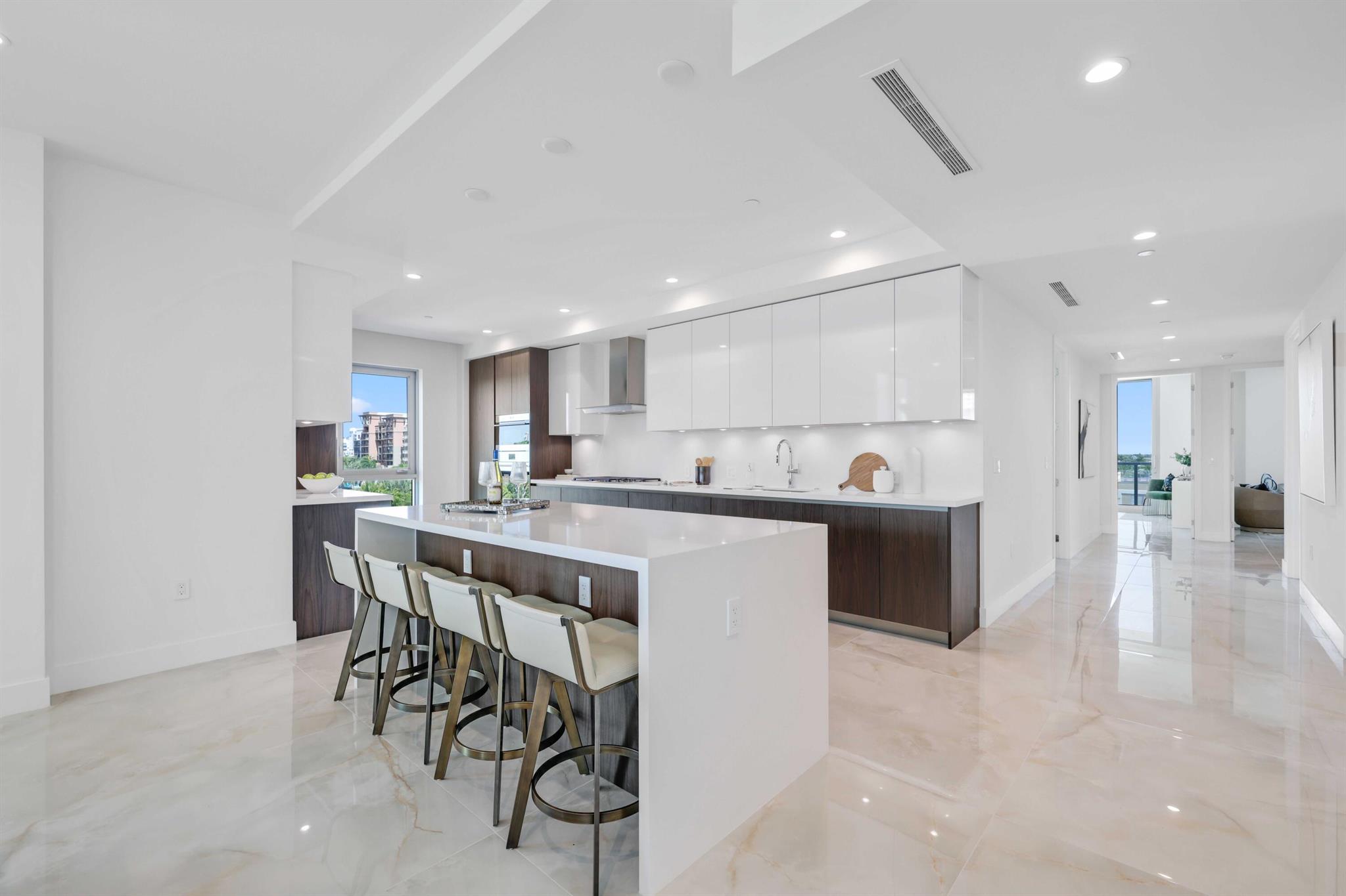 ROYAL PALM RESIDENCES CON - Residential