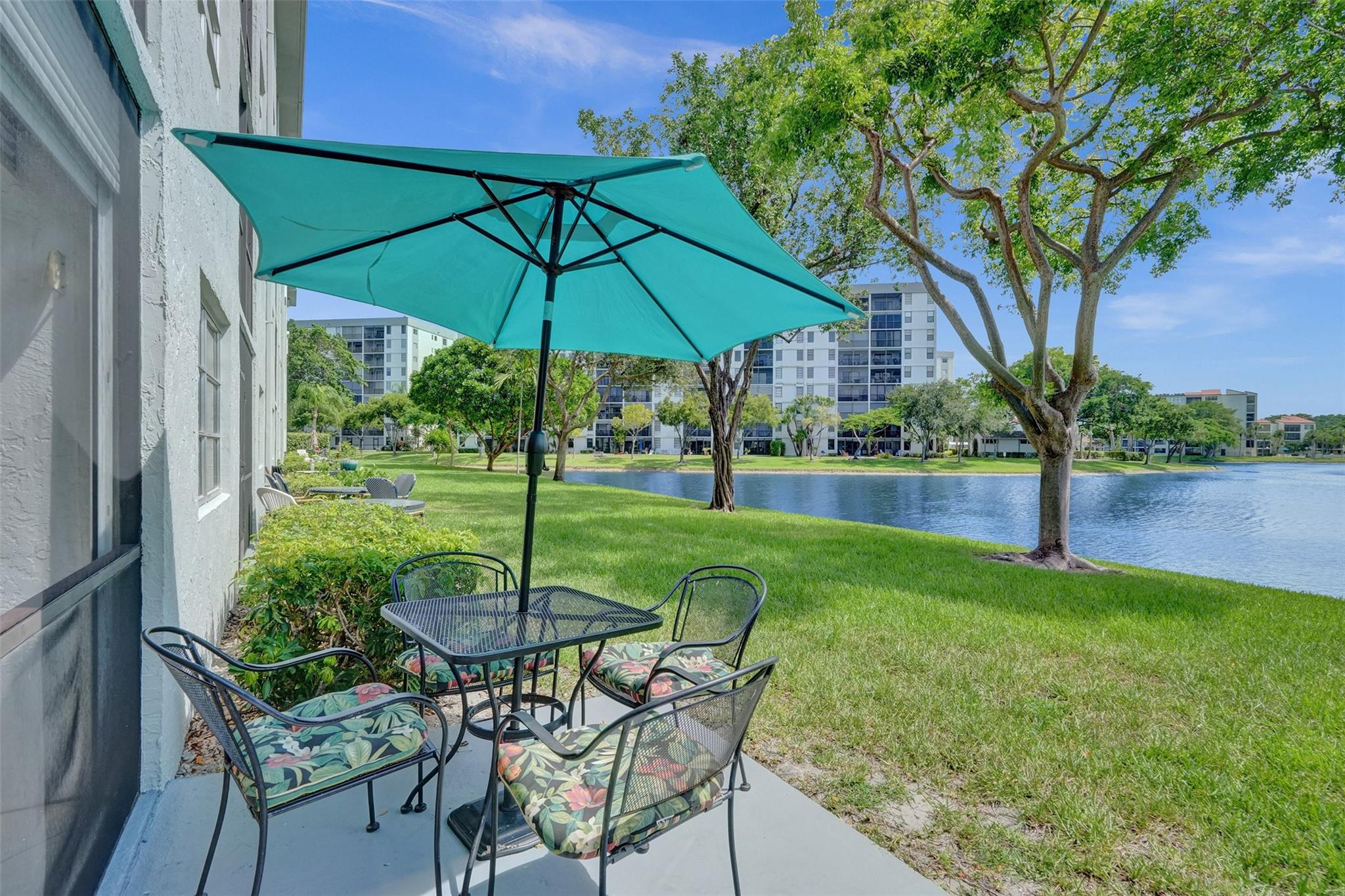 2226 N Cypress Bend Dr 109
