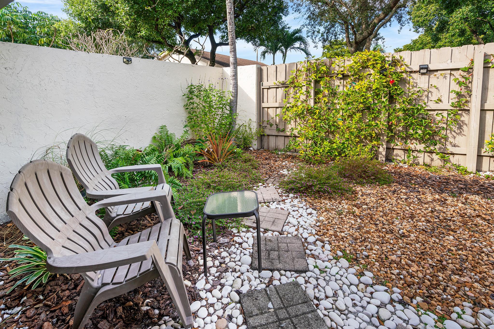 PINES OF OAKLAND FOREST W - Residential Lease