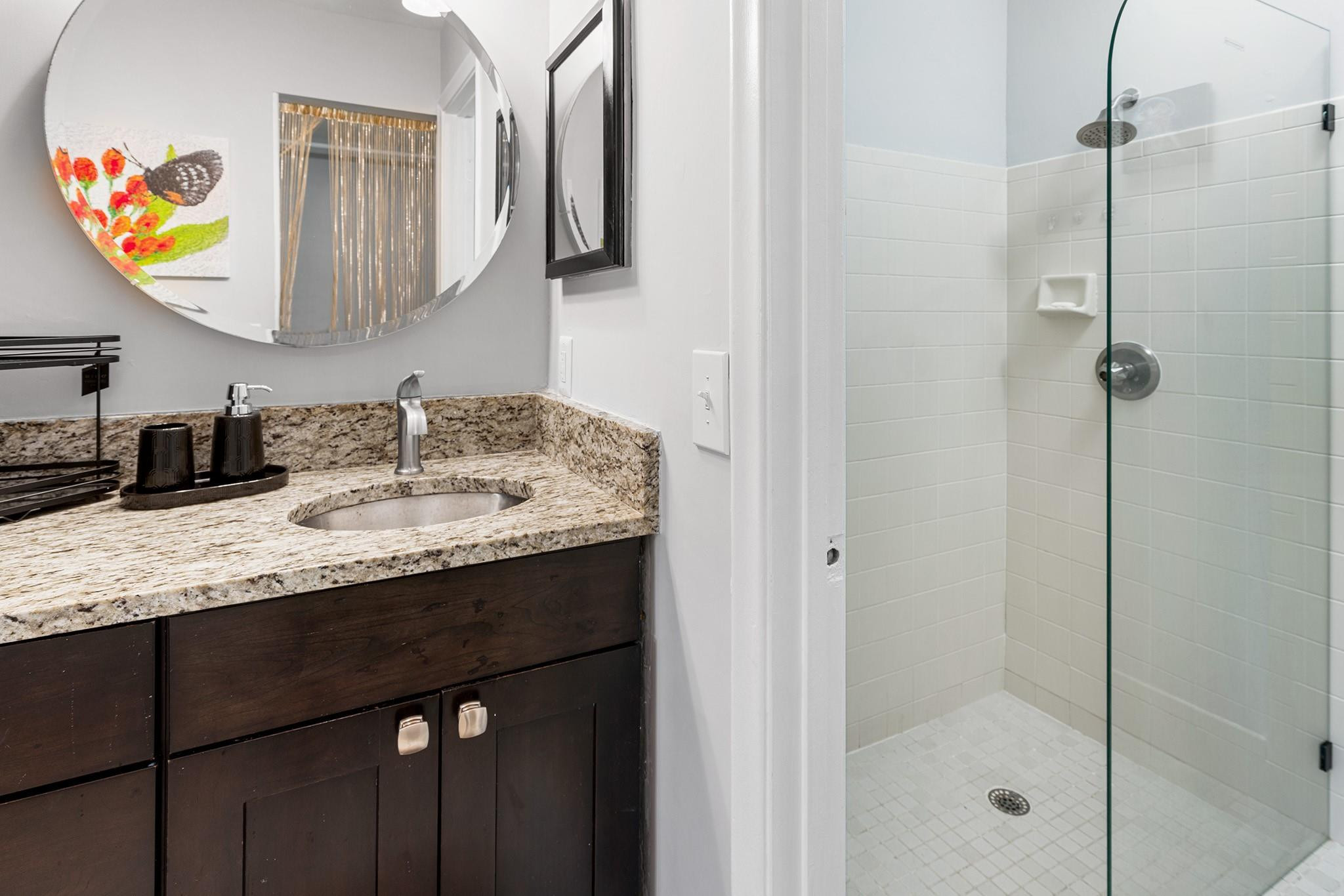 PINES OF OAKLAND FOREST W - Residential Lease