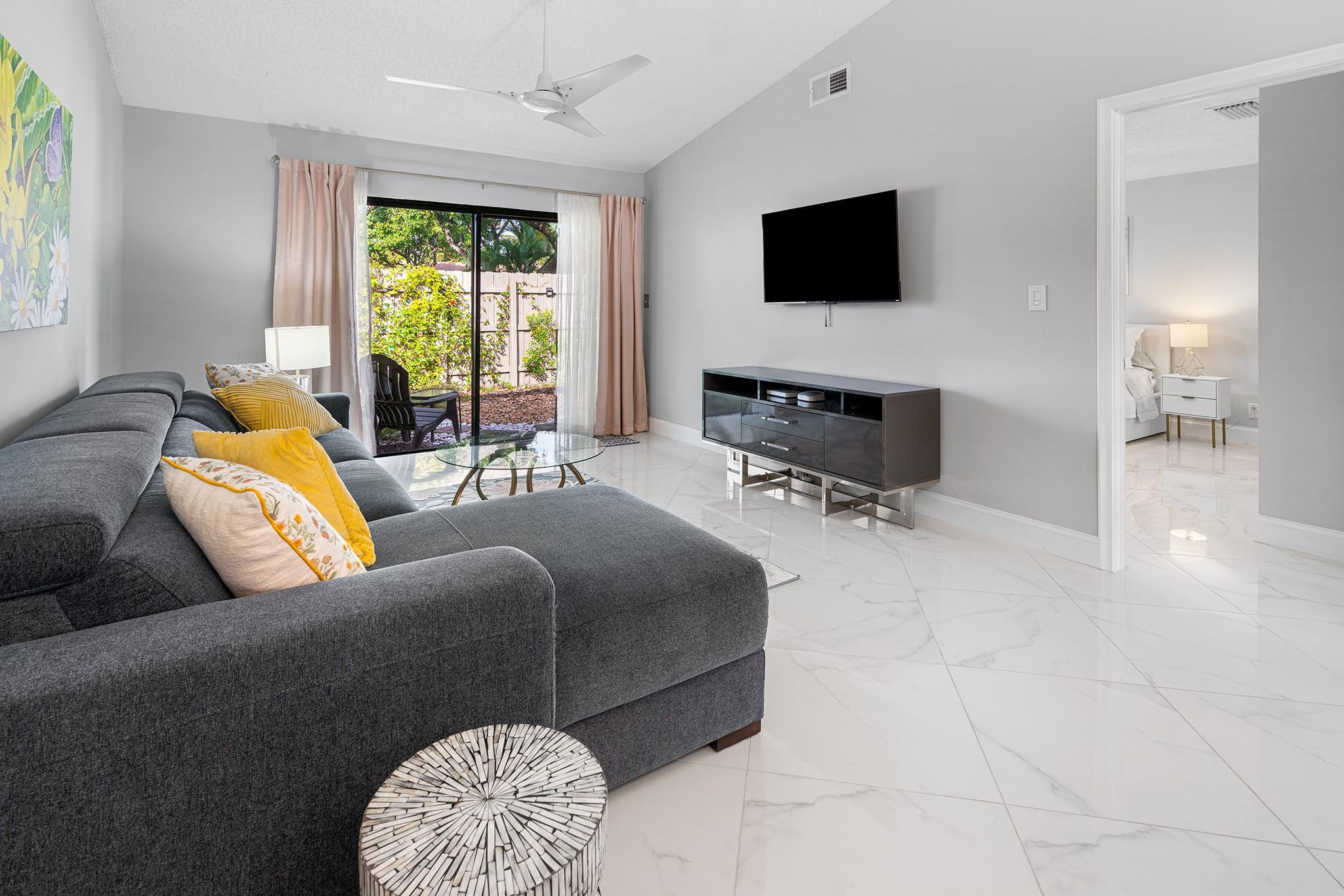 PINES OF OAKLAND FOREST W - Residential Lease